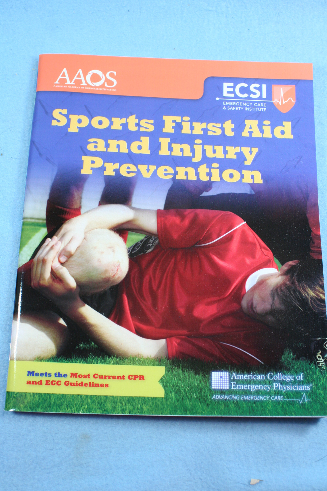 Sports First Aid and Injury Prevention – Paperback 2018