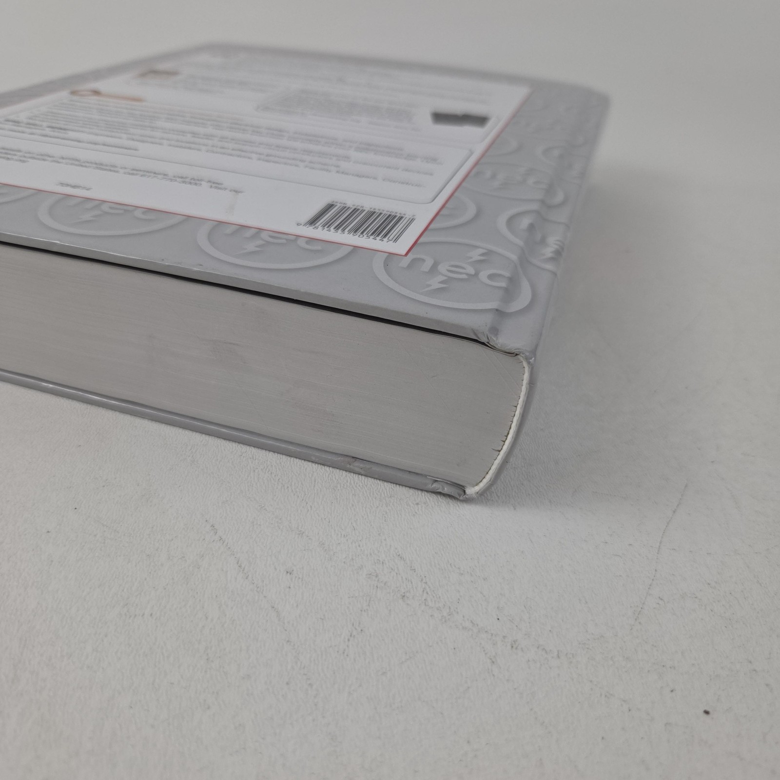National Electrical Code Handbook NEC NFPA 70 Earley Gray HC 2014 13th