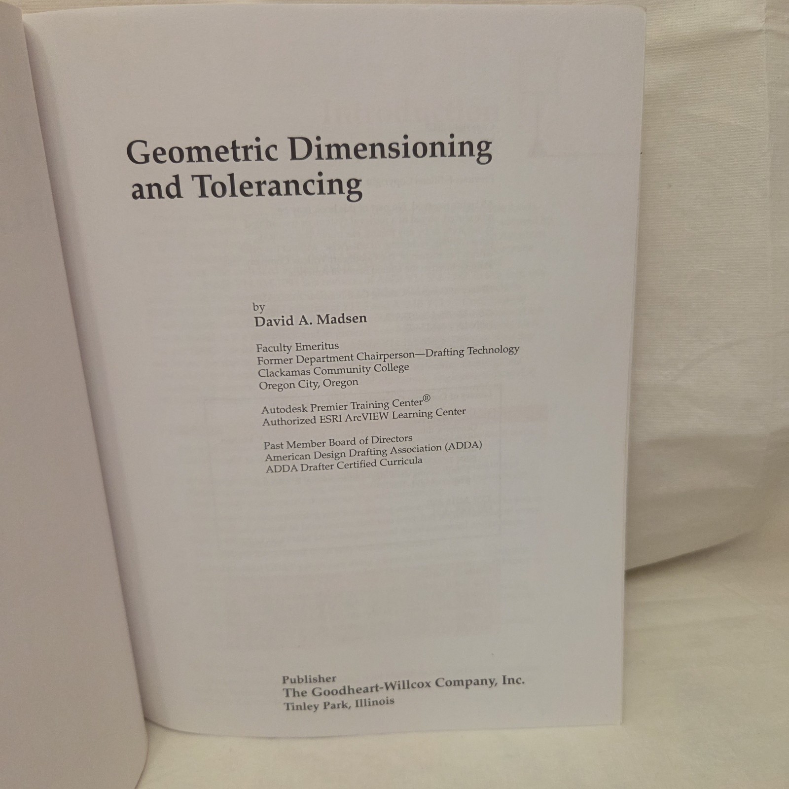 Geometric Dimensioning and Tolerancing ANSI/ASME Y14.5M-1994 Madsen 2003