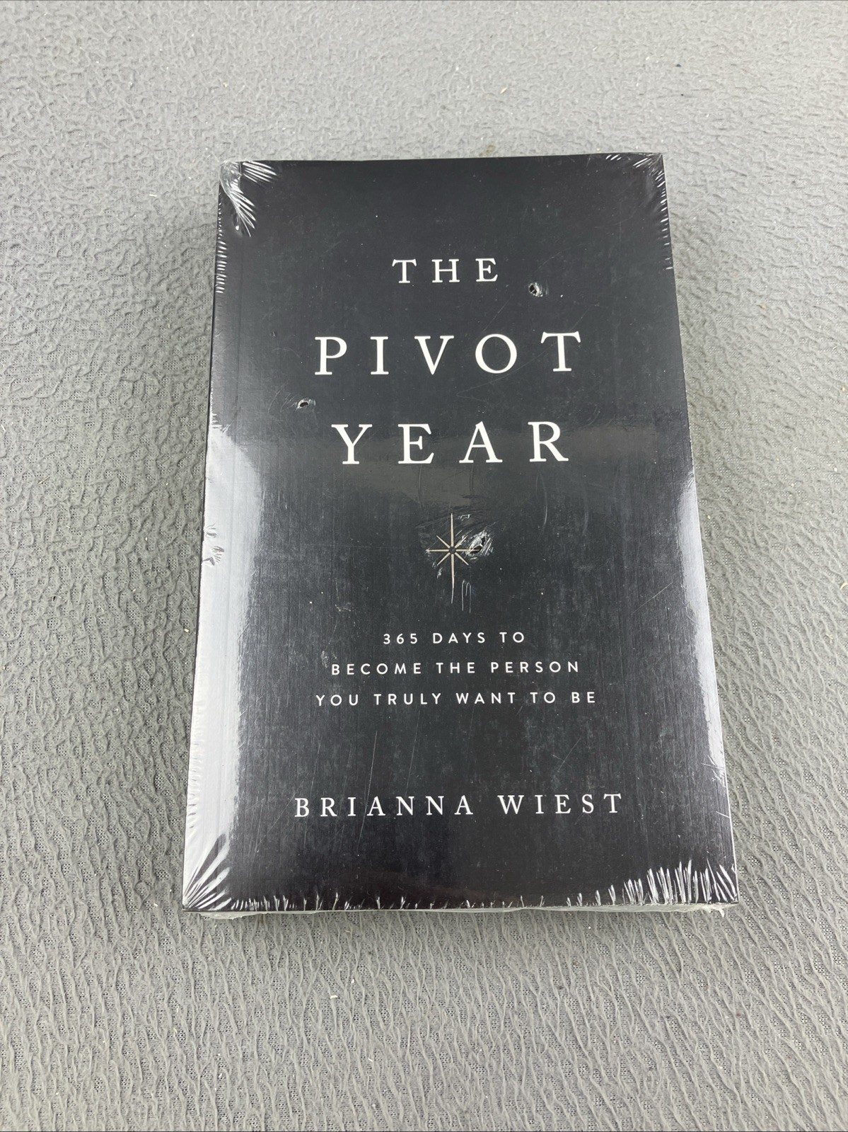 The Pivot Year By Brianna Wiest Paperback 2023 Brand New Sealed