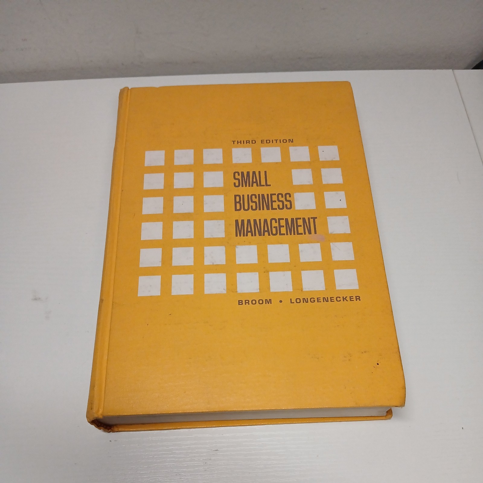 Small Business Management: – HC, by Longenecker – Very Good. 1971