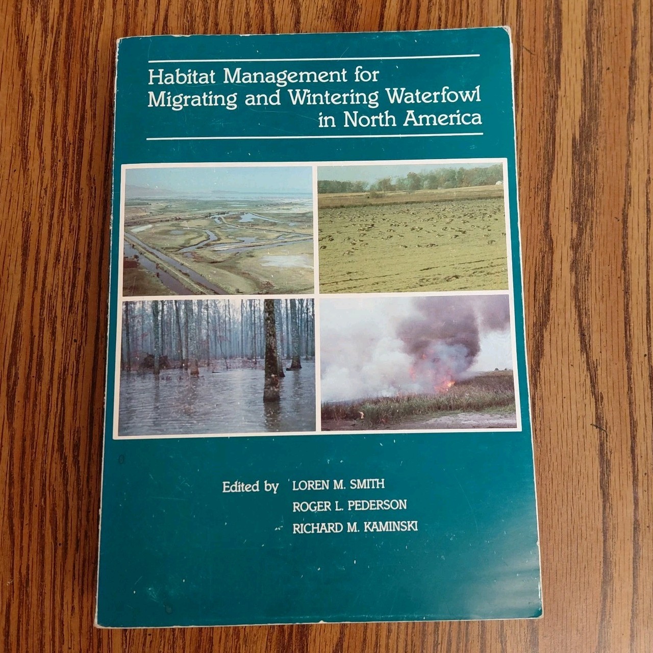 Habitat Management for Migrating and Wintering Waterfowl in N.A. See Description