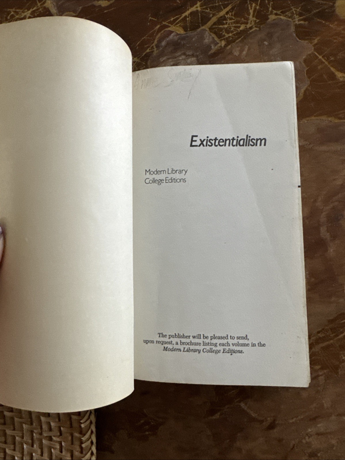 Existentialism (Modern Library College Editions) – paperback Robert Solomon