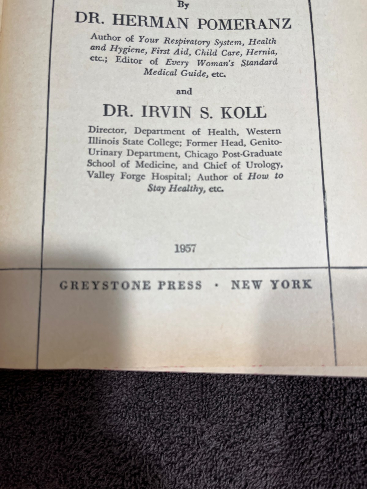 The Family Physician Dr Herman Pomeranz Dr Irvin S Koll DeLuxe Edition 1957