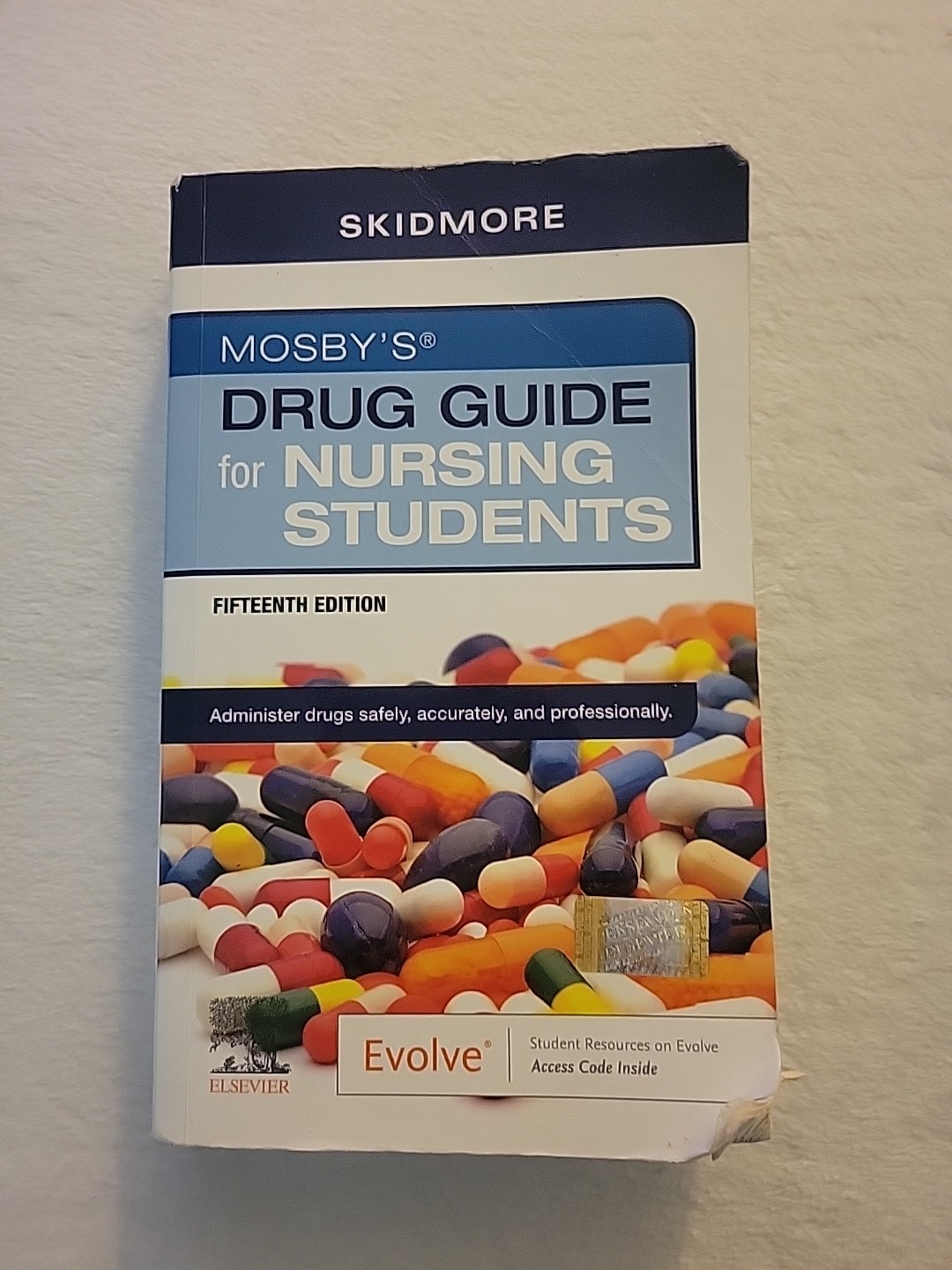 SEALED Mosby’s Drug Guide for Nursing Students by Linda Skidmore-Roth 2022 Trade