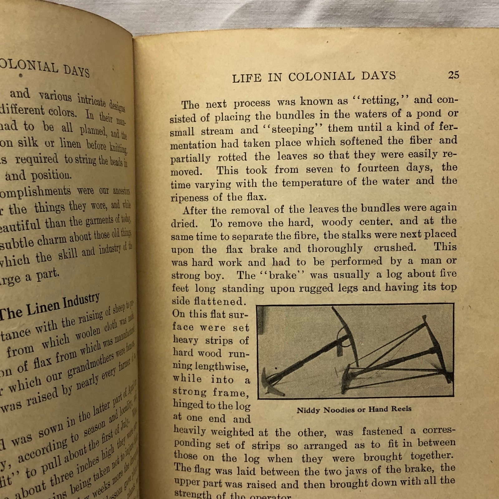 Life in Colonial Days Booklet by L Morton Tillinghast 32 Pages