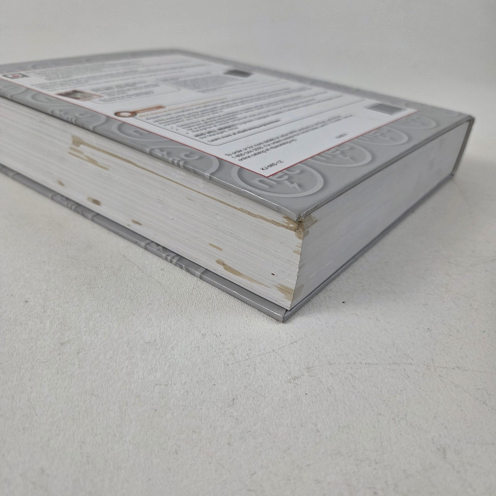National Electrical Code Handbook NEC NFPA 70 Earley Gray HC 2014 13th