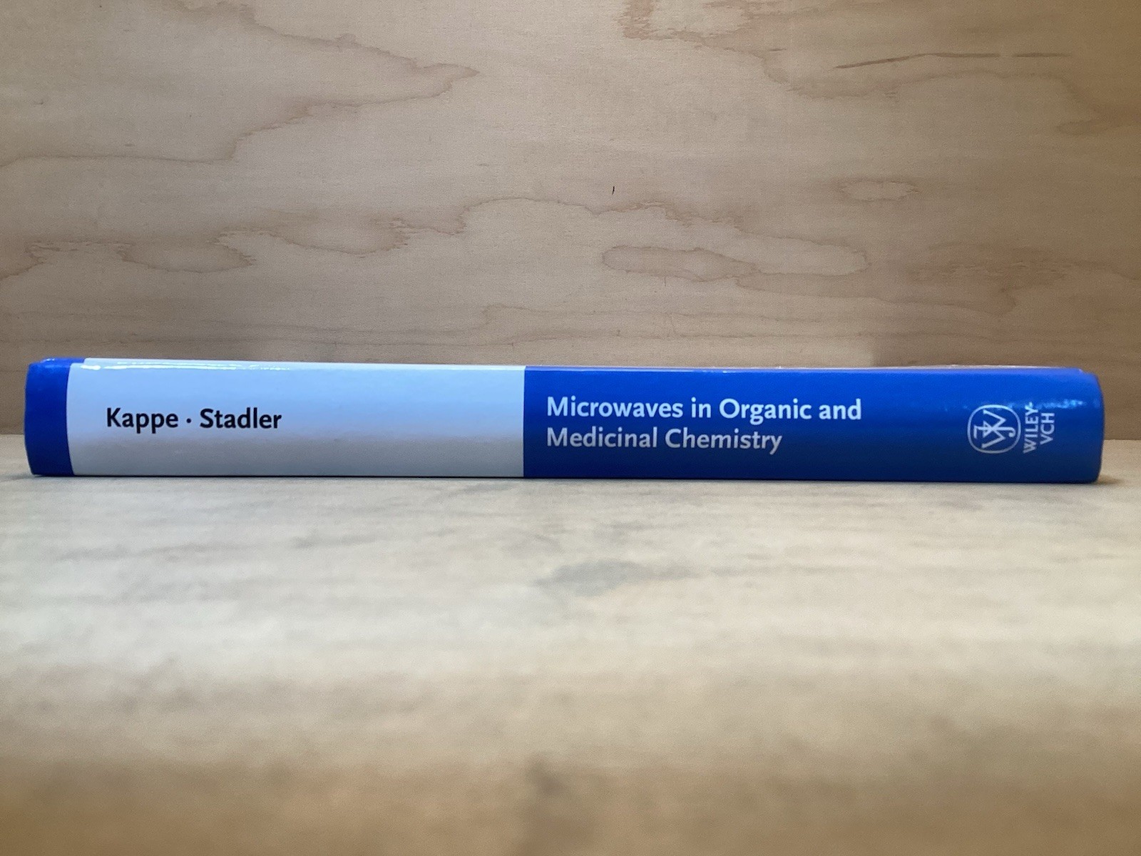 Microwaves in Organic and Medicinal Chemistry By: Kappe & Stadler, Wiley 2006 HC