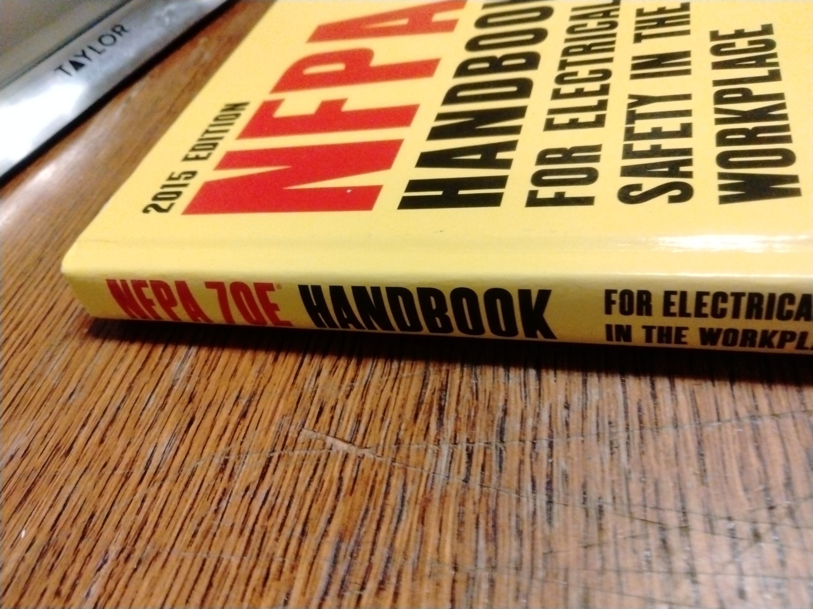 NFPA 70E Handbook for Electrical Safety 2015 Edition by Fontaine Hardcover