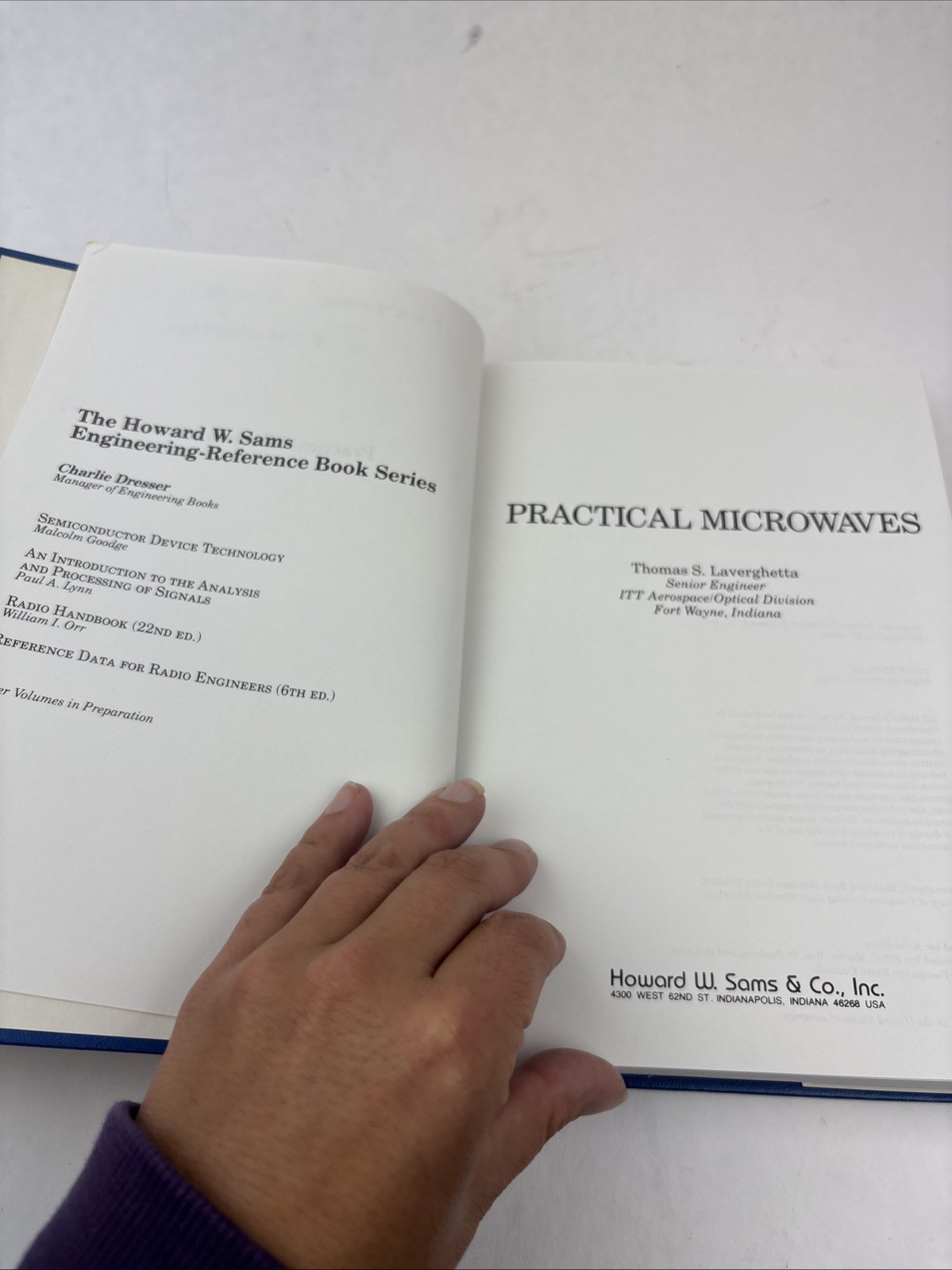 SAMS Practical Microwaves Book Thomas Laverghetta ITT Subsidiary Engineering