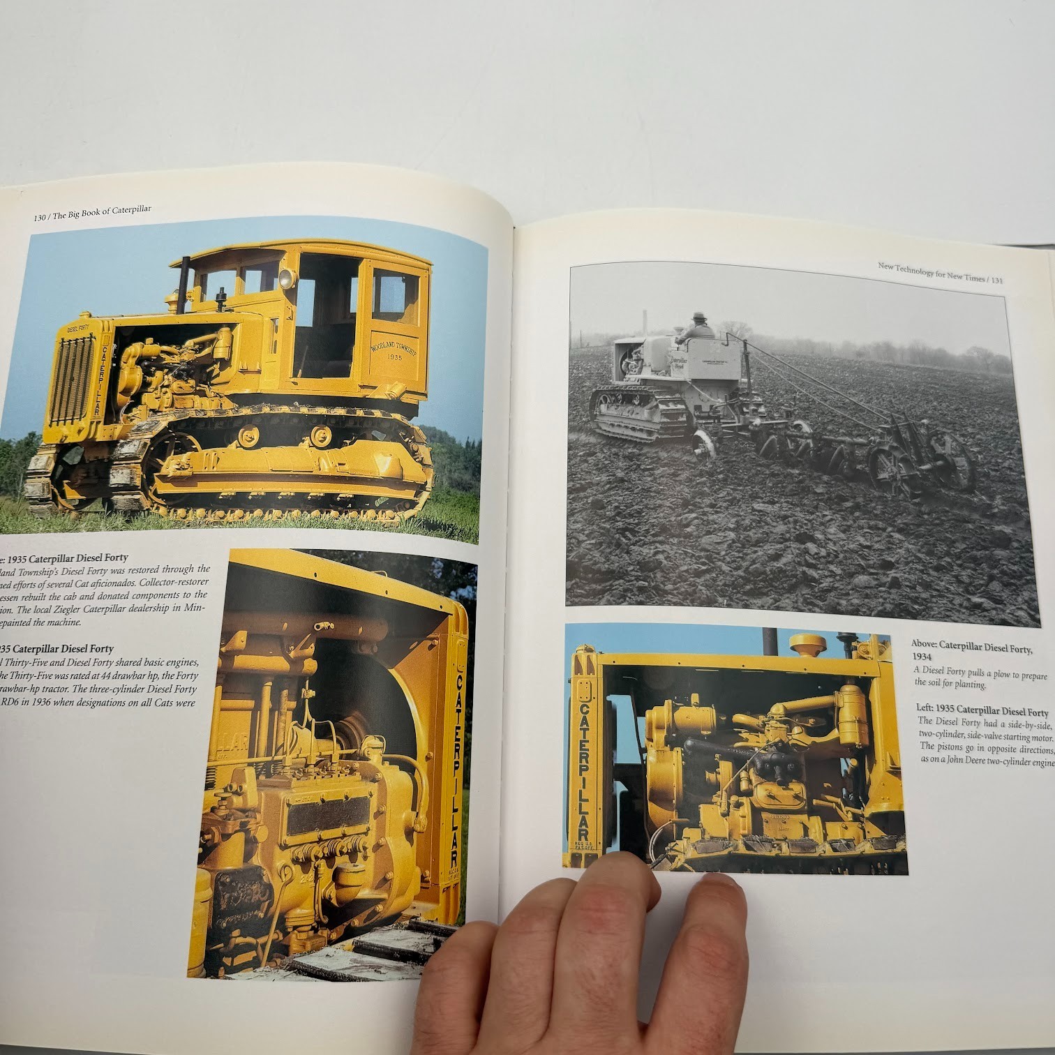 A Town Square BK.: Big Book of Caterpillar : The Complete History of Caterpillar