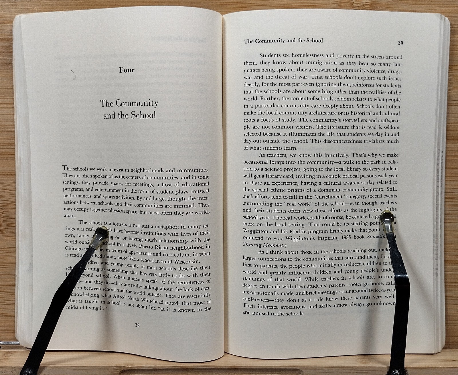 A Letter to Teachers: Reflections on Schooling and the Art of Teaching 1st EDITI