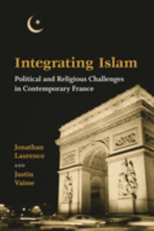 Integrating Islam : Political and Religious Challenges in Contemp