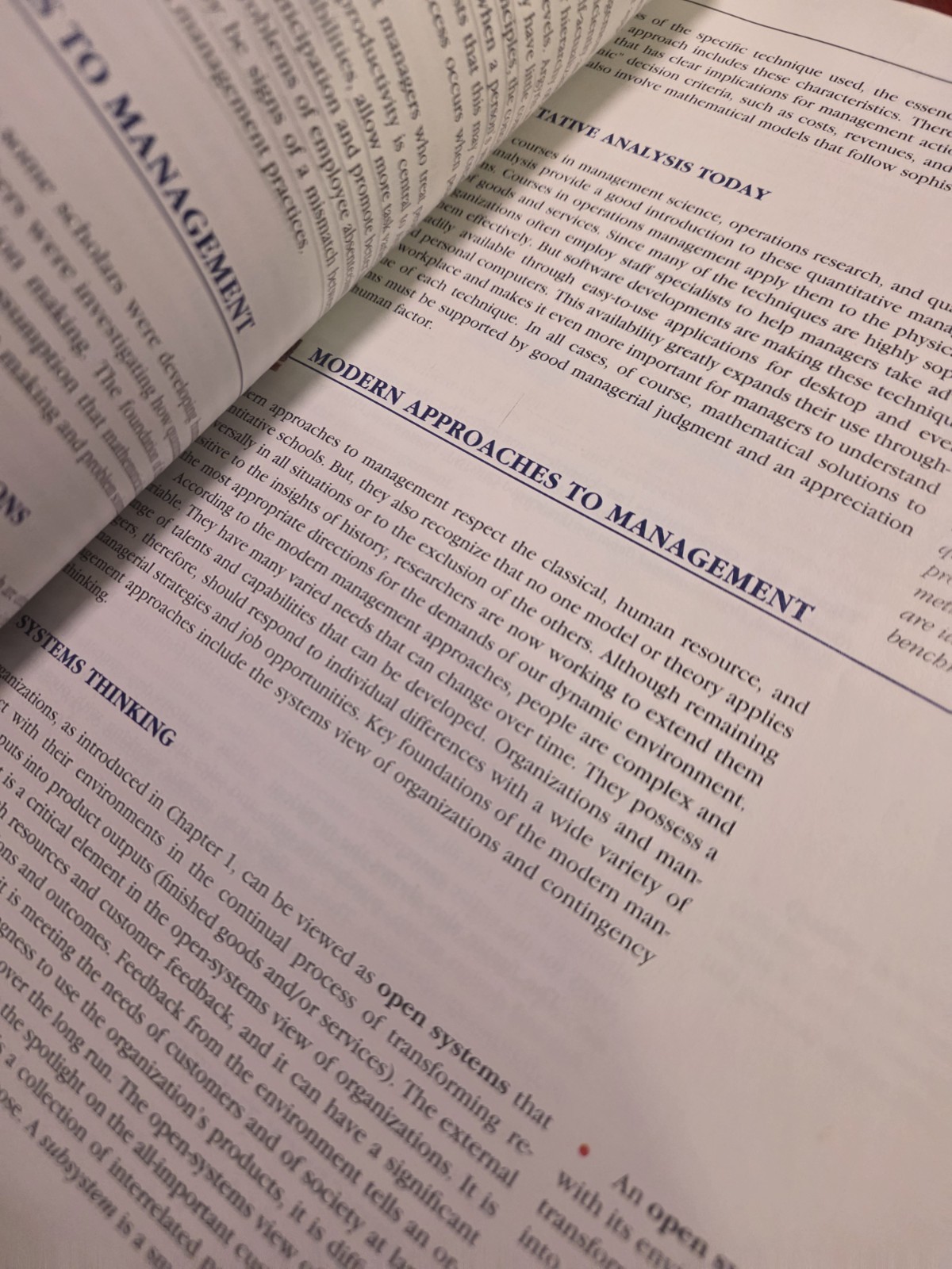 John Wiley & Sons Management 6th Ed Textbook w/ CD-ROM Schermerhorn Jr 2006