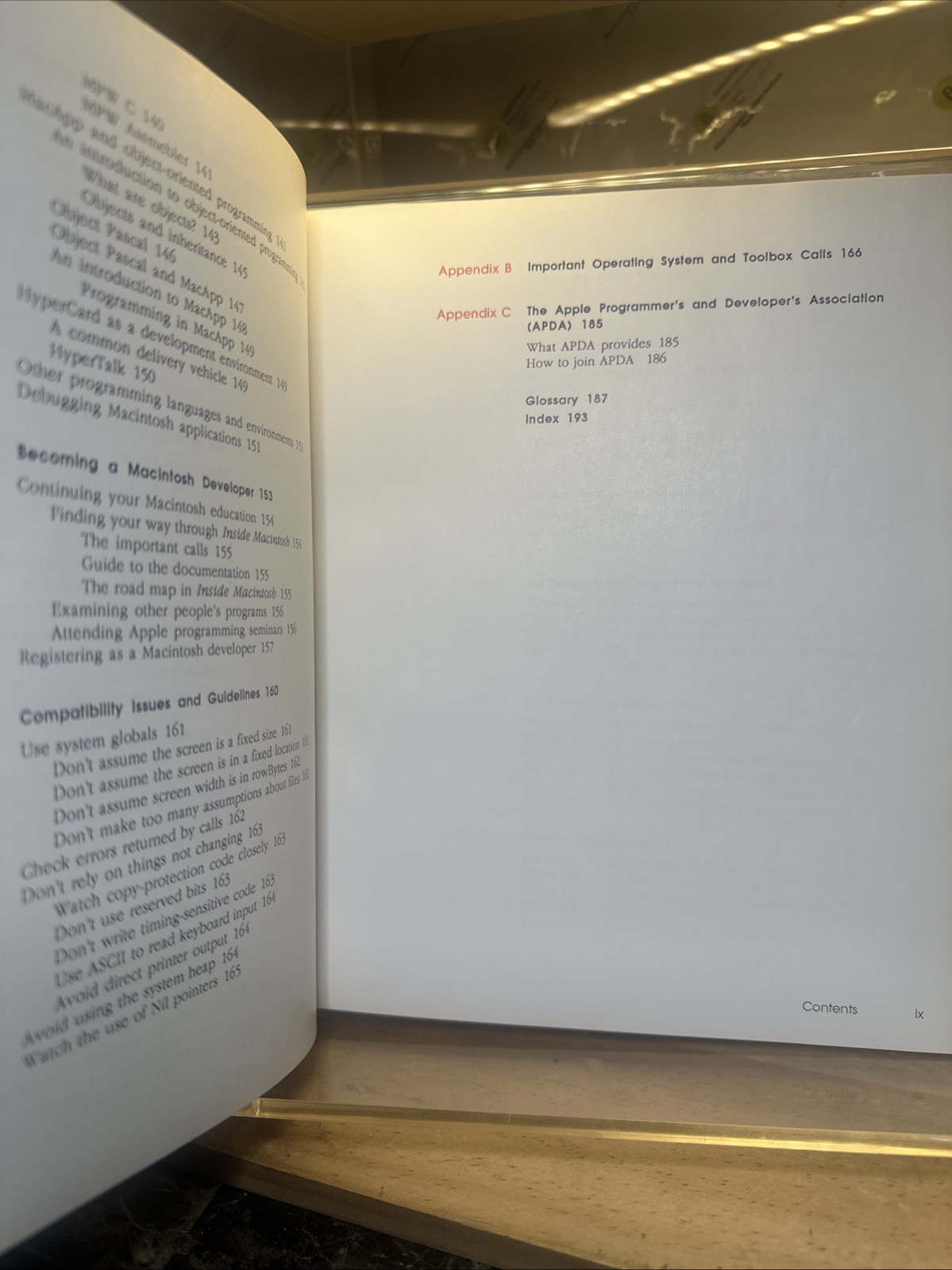 Macintosh Programmer’s Introduction to the Macintosh Family 1988 Hardcover