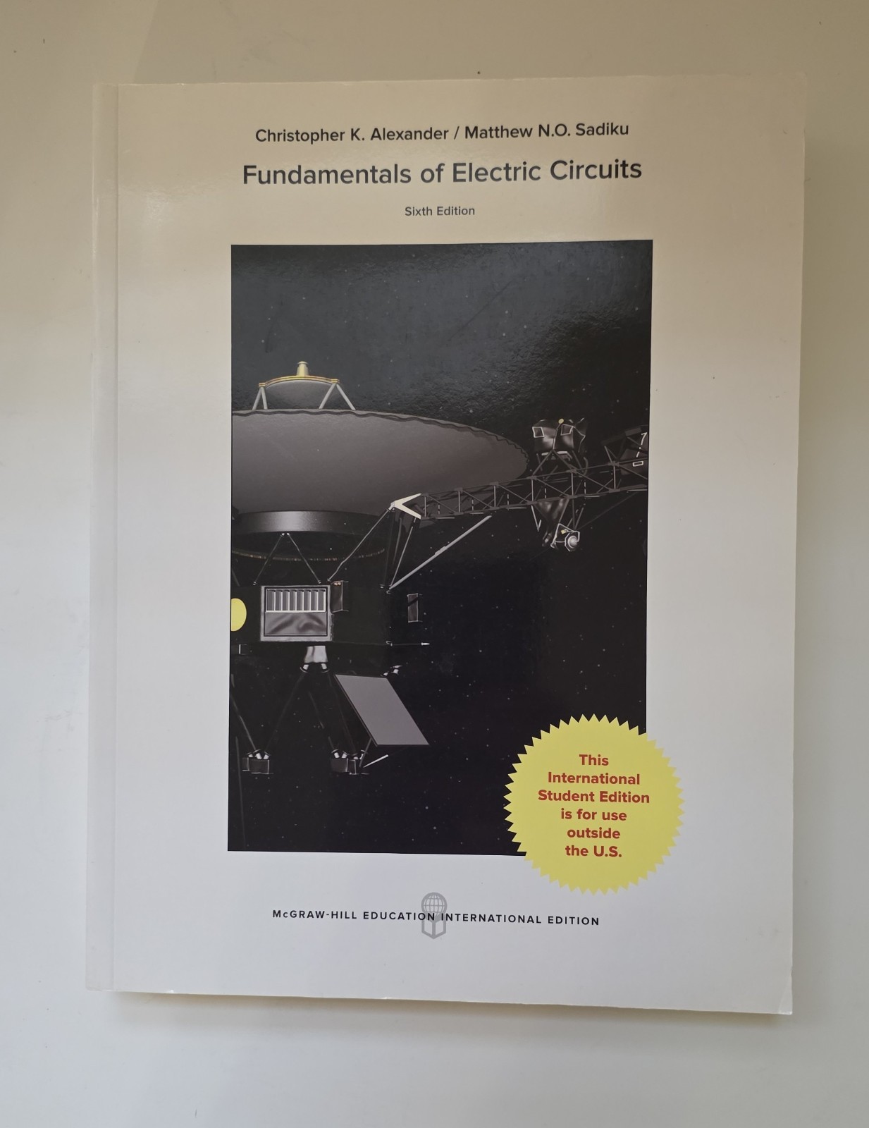 Fundamentals of Electric Circuits Paper Back