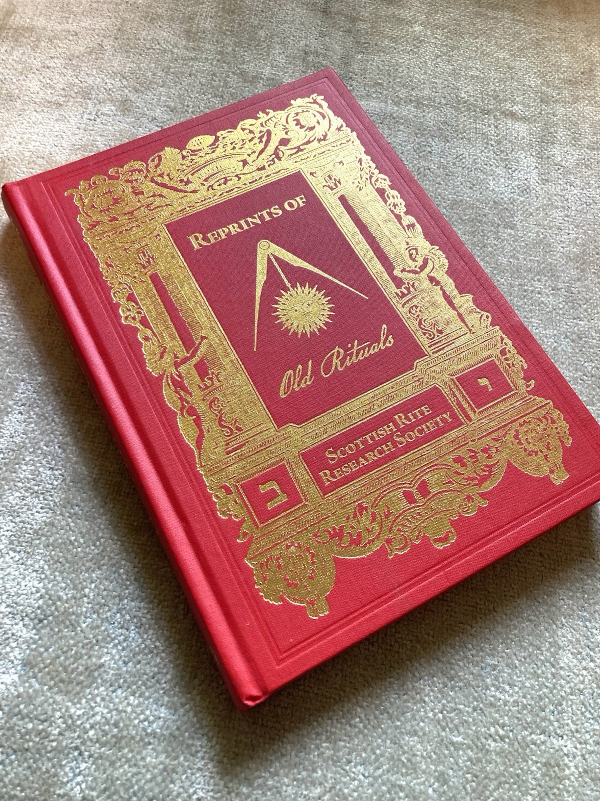 Freemasonry, Reprints Of Rituals Of Old Degrees, De Hoyos, 2015, VG++.