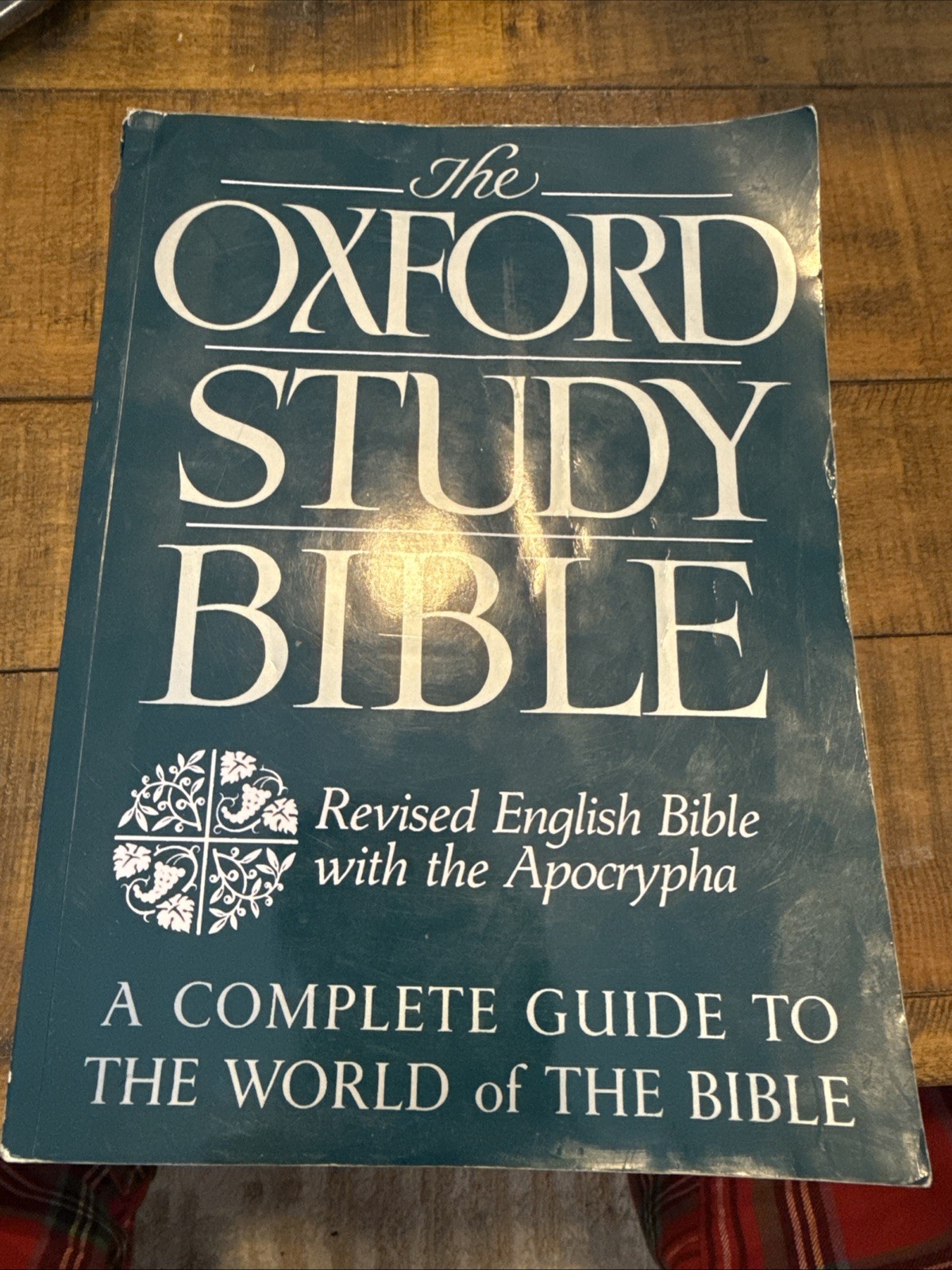 The Oxford Study Bible: Revised English Bible with the Apocrypha by