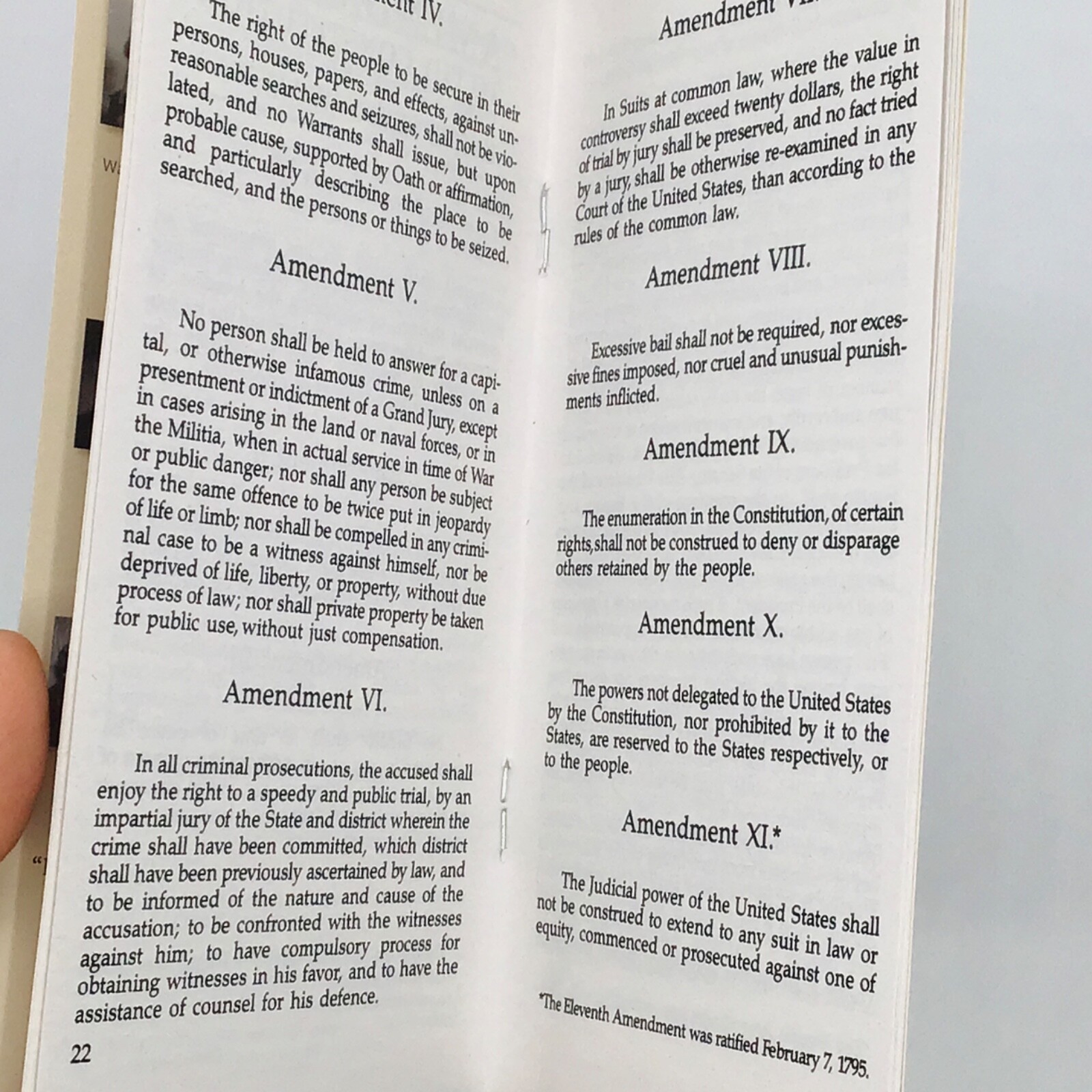 Pocket Guide Constitutions United States + Declaration of Independence Patriot