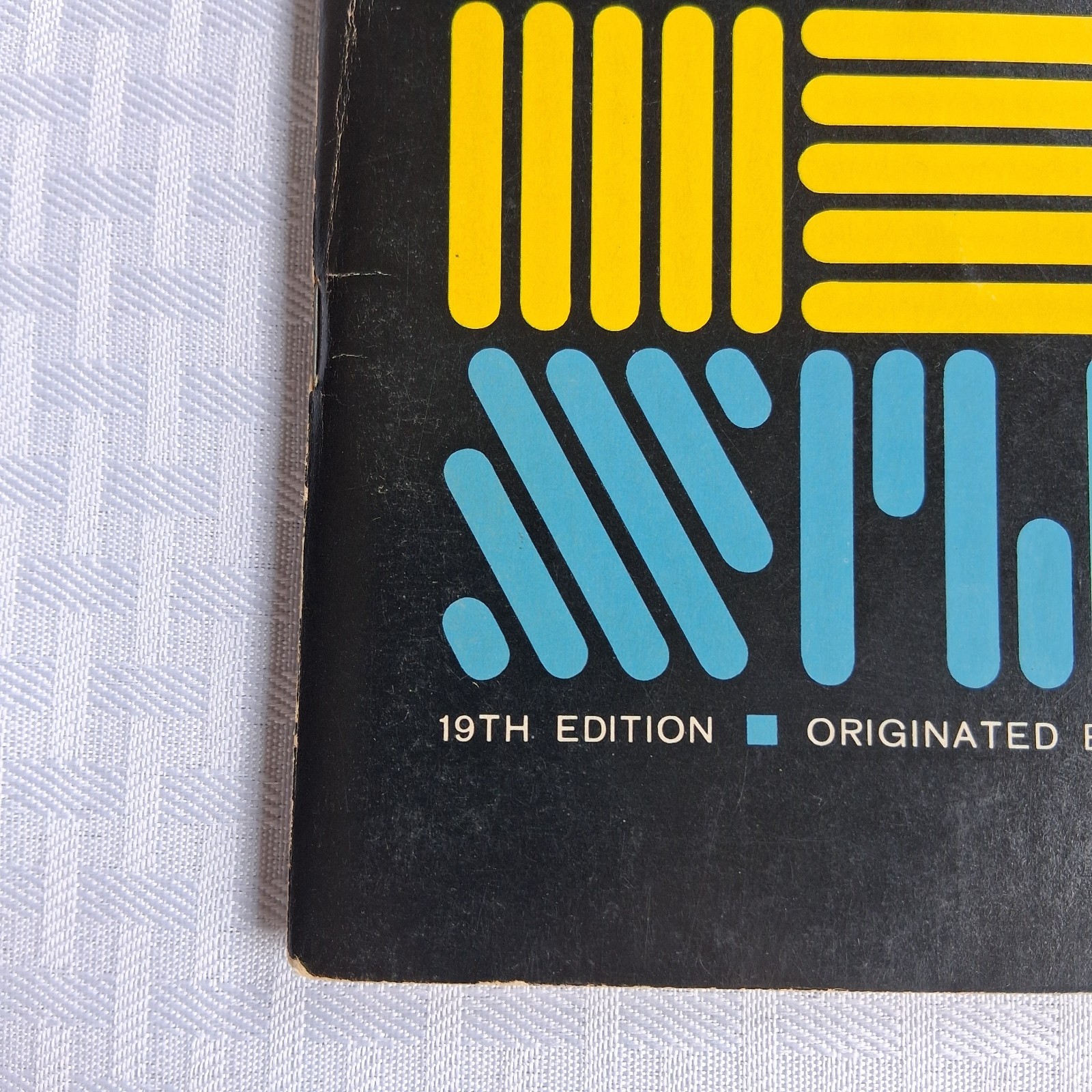 Vintage 1965 Speedball Textbook For Pen & Brush Lettering 19th Edition
