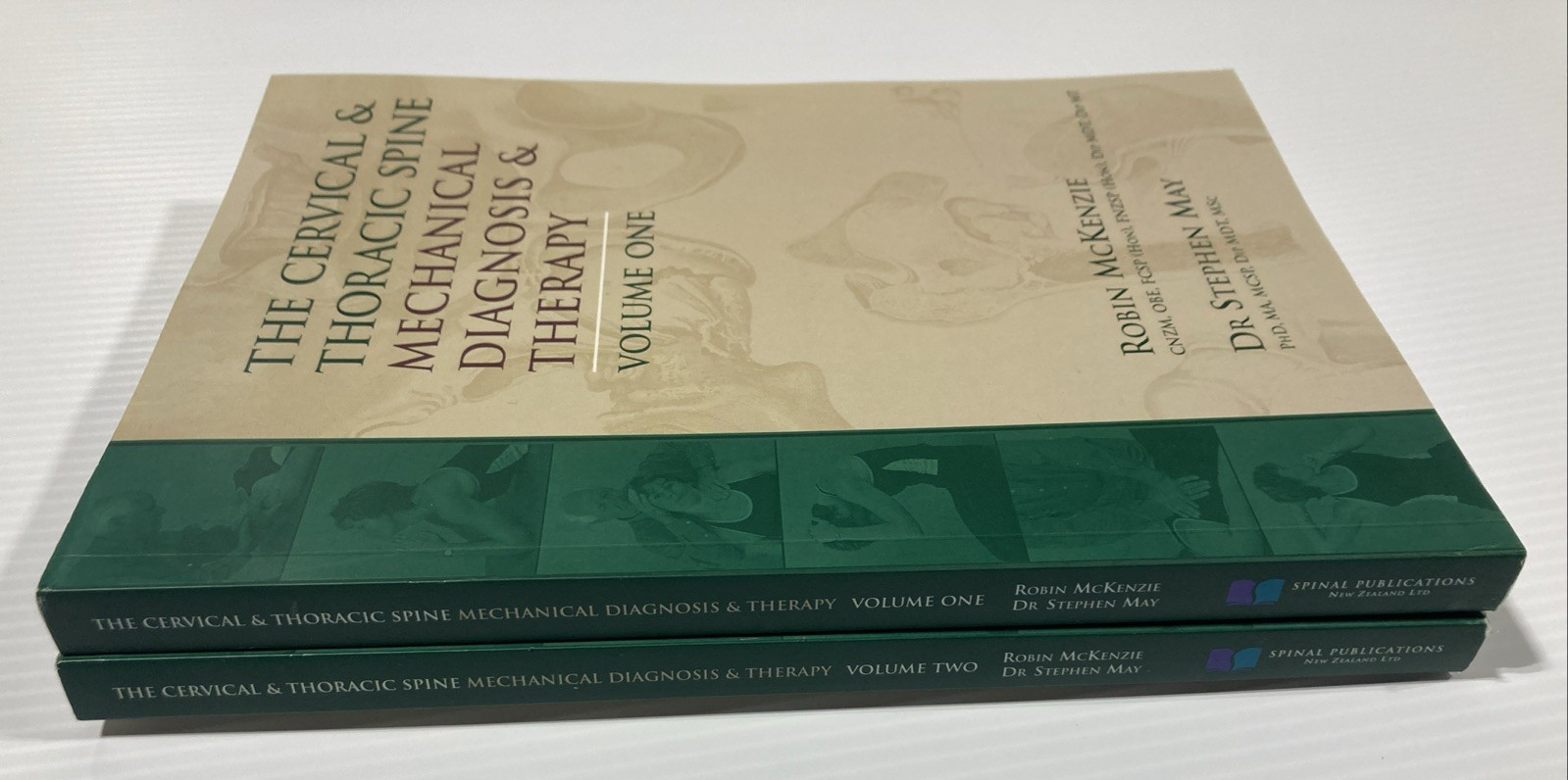 The Cervical and Thoracic Spine: Mechanical Diagnosis and Therapy (2-Volume Set)