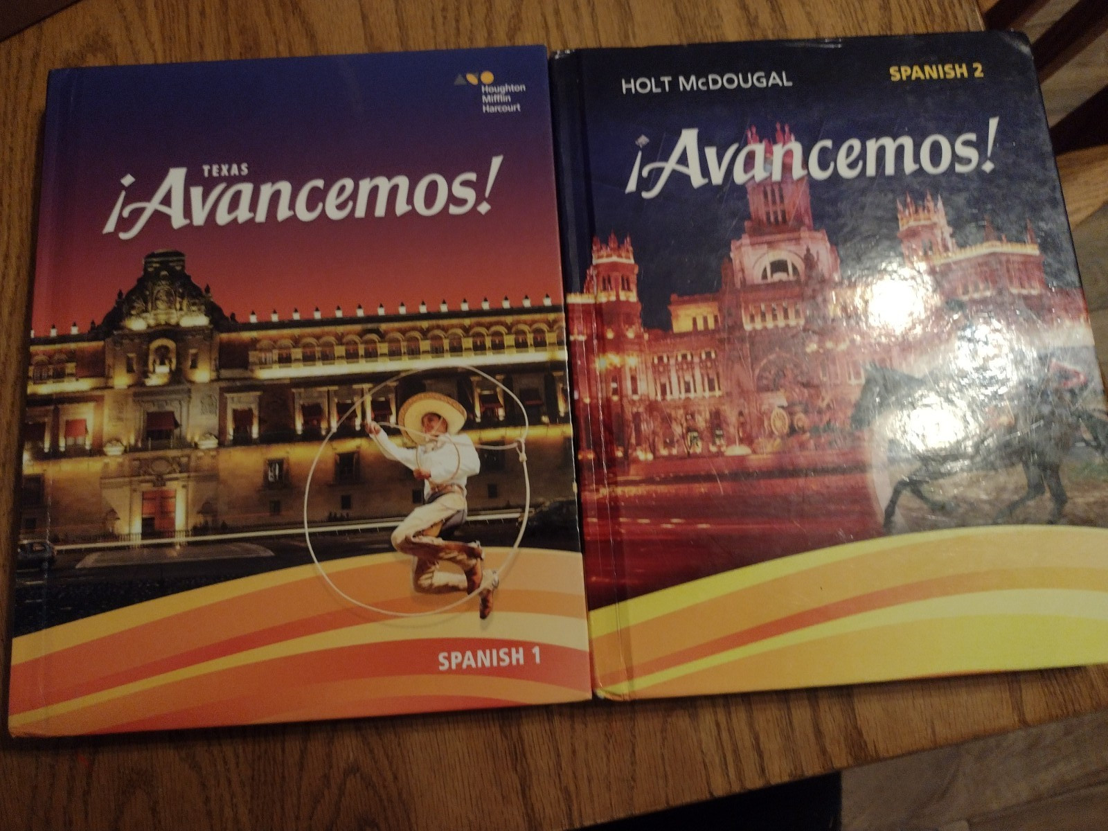 Advancemos Spanish One and TwoTextbook By Holt McDougal-VERY GOOD