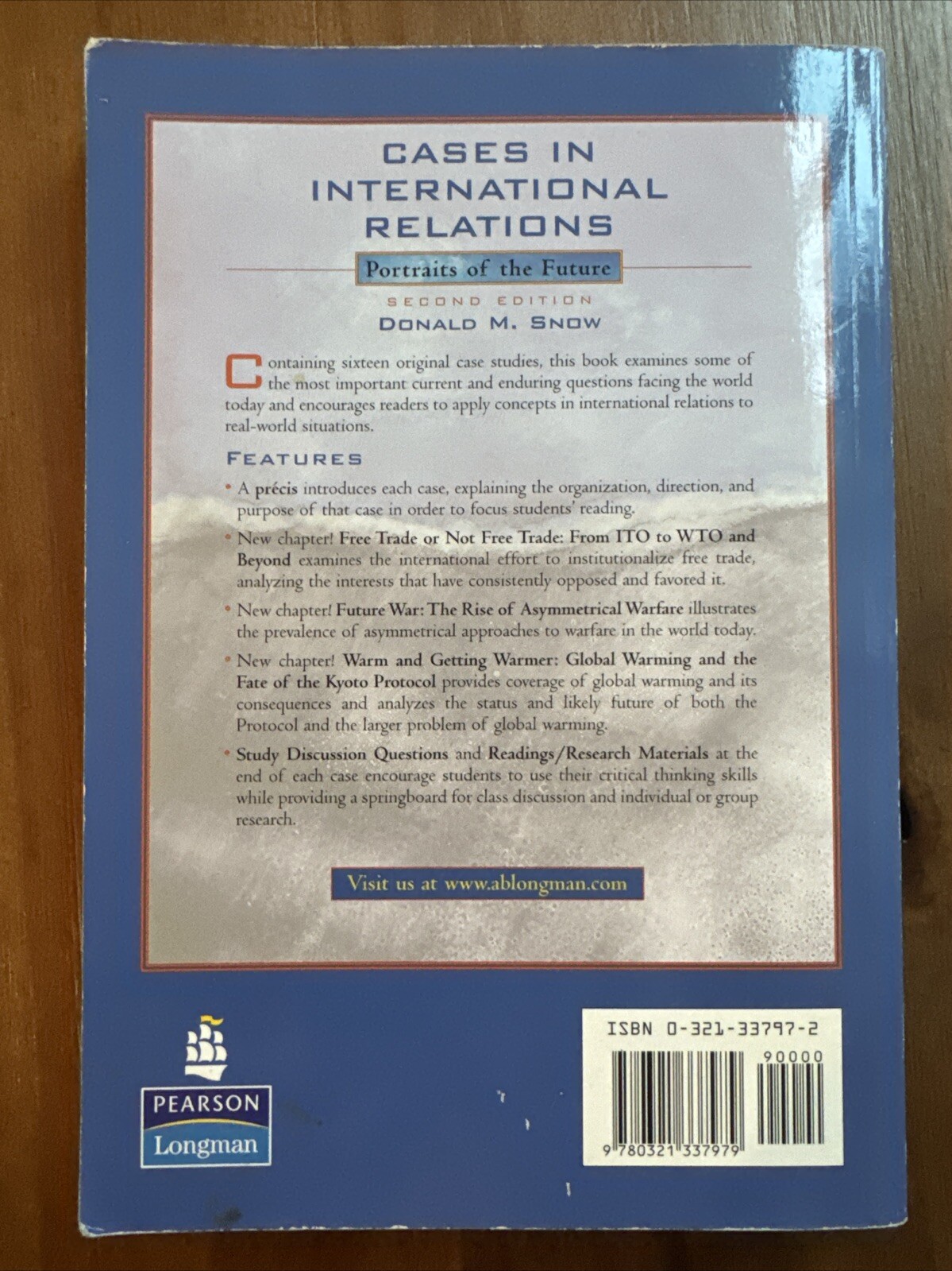 Cases in International Relations : Portraits of the Future (2005)