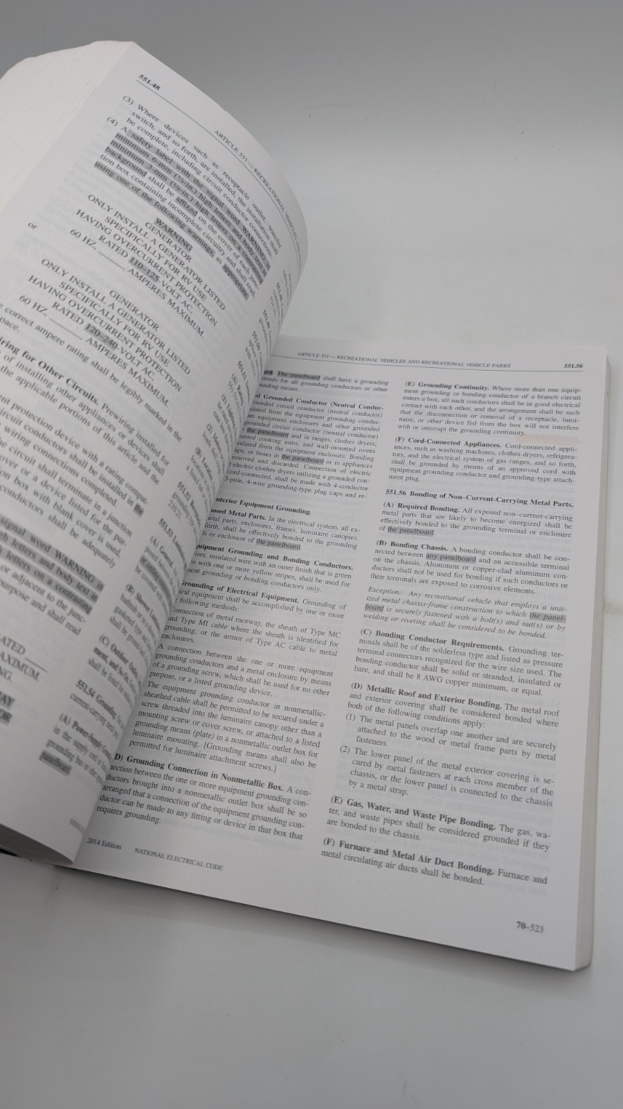 NFPA 70, National Electrical Code : 2014 Edition Paperback