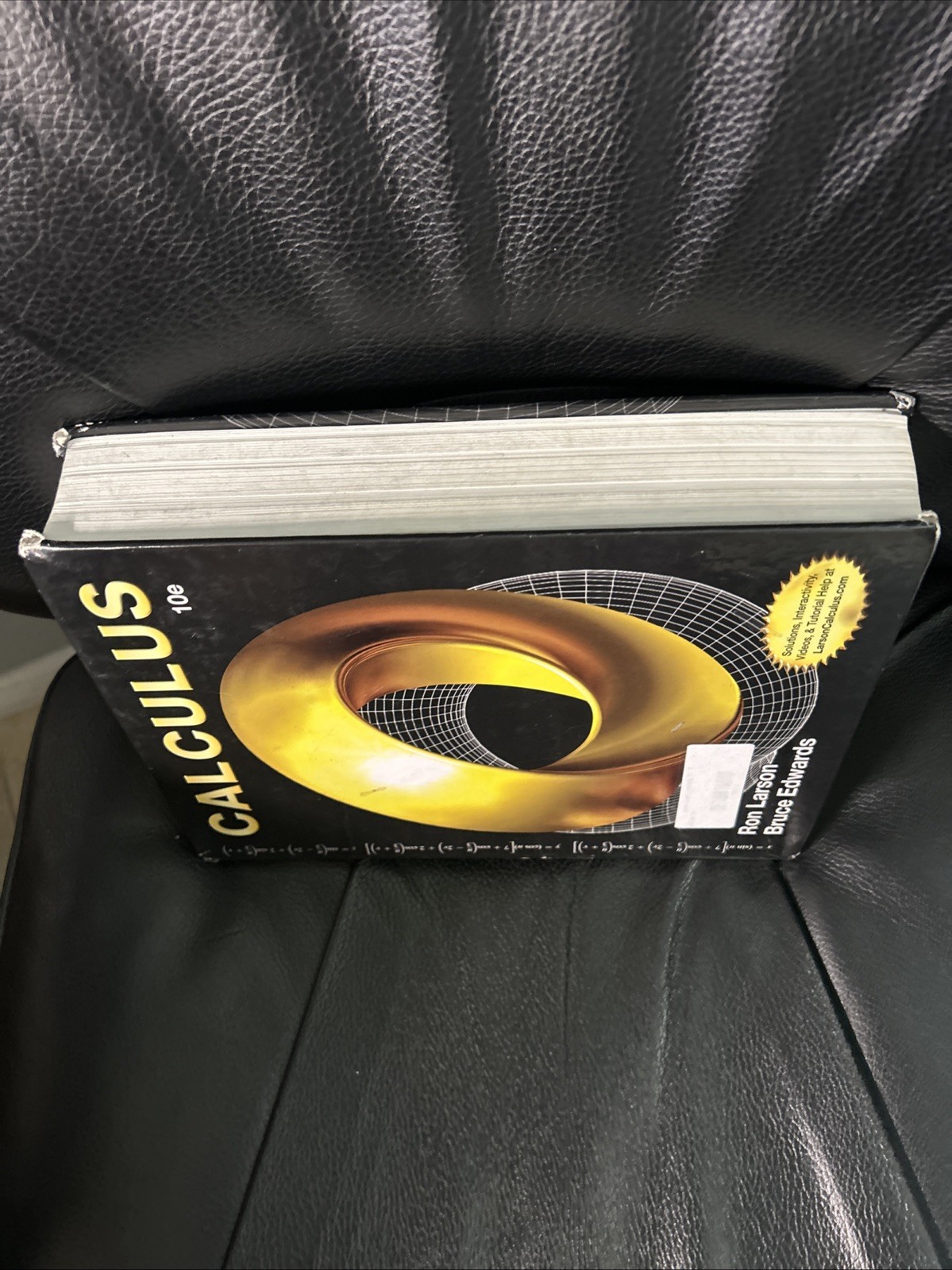 Calculus by Ron Larson and Bruce H. Edwards ( 10e Hardcover) Acceptable