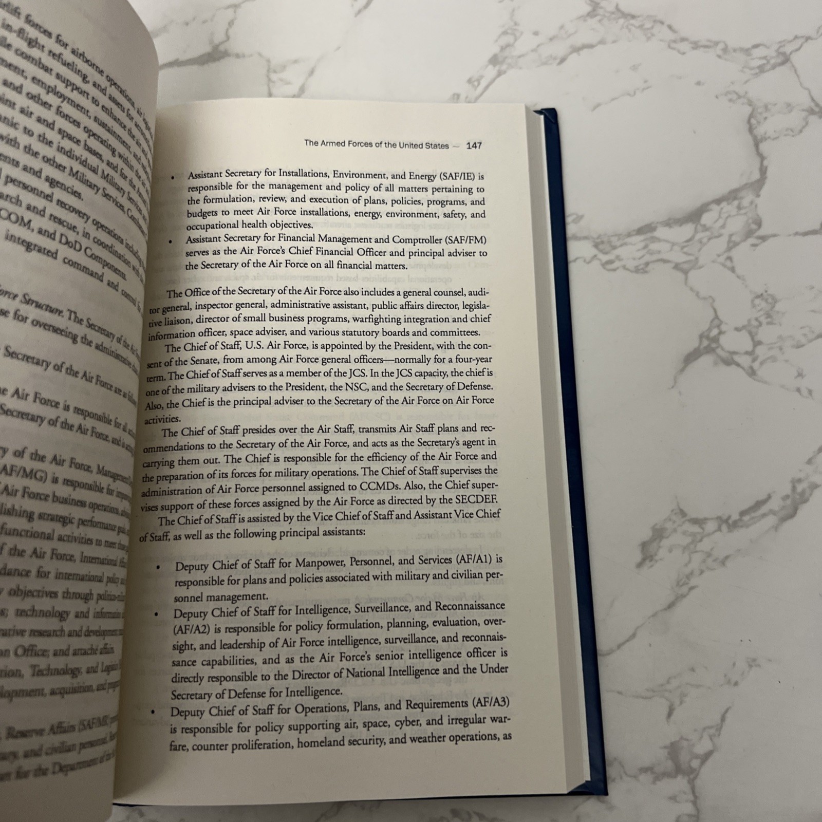 Naval Officer’s Guide by Lesa McComas and J.D. Kristenson-13th Edition 2019 HC