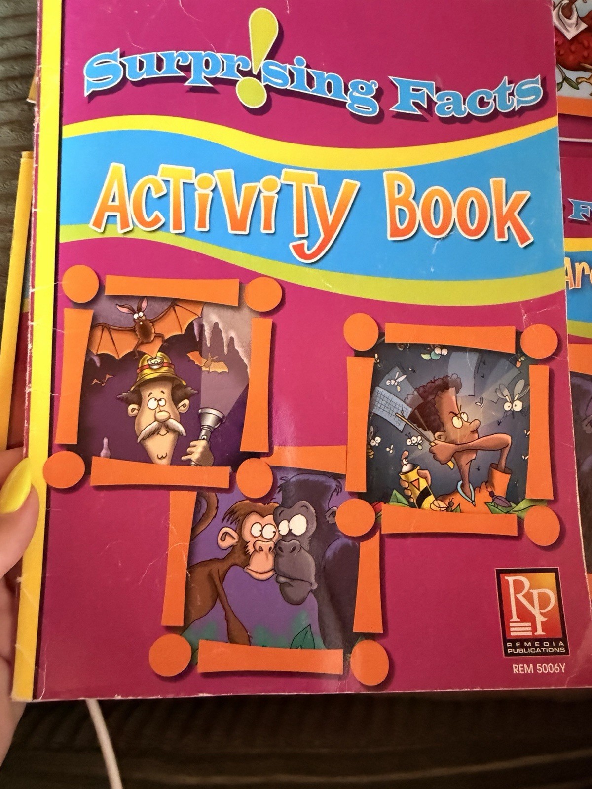 Surprising Facts Phonics Readers And Activity Book