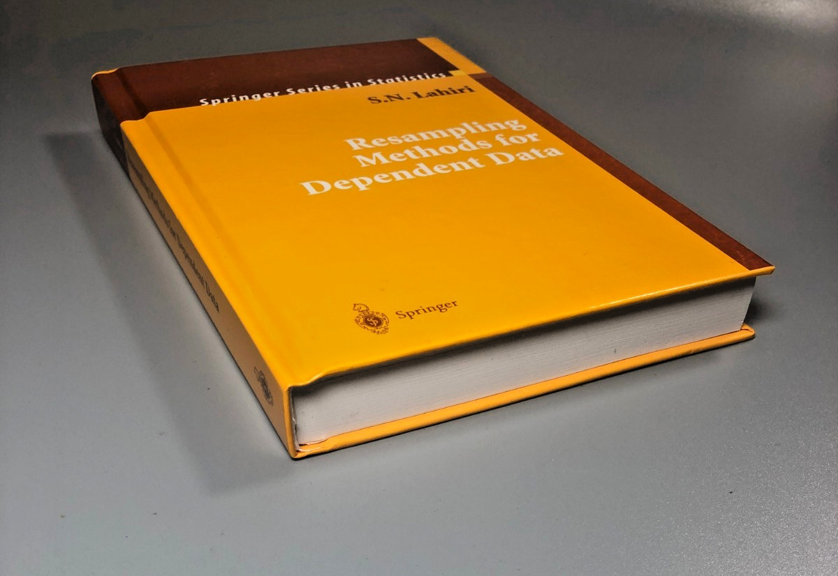 Resampling Methods for Dependent Data S N Lahiri Springer Statistics Hardback