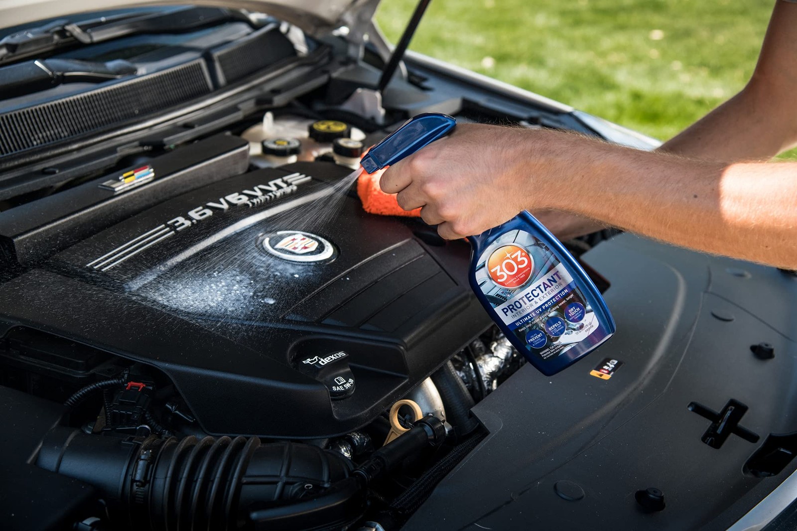 Automotive Protectant Spray for UV Protection, Fading Prevention & Cleaning 16oz