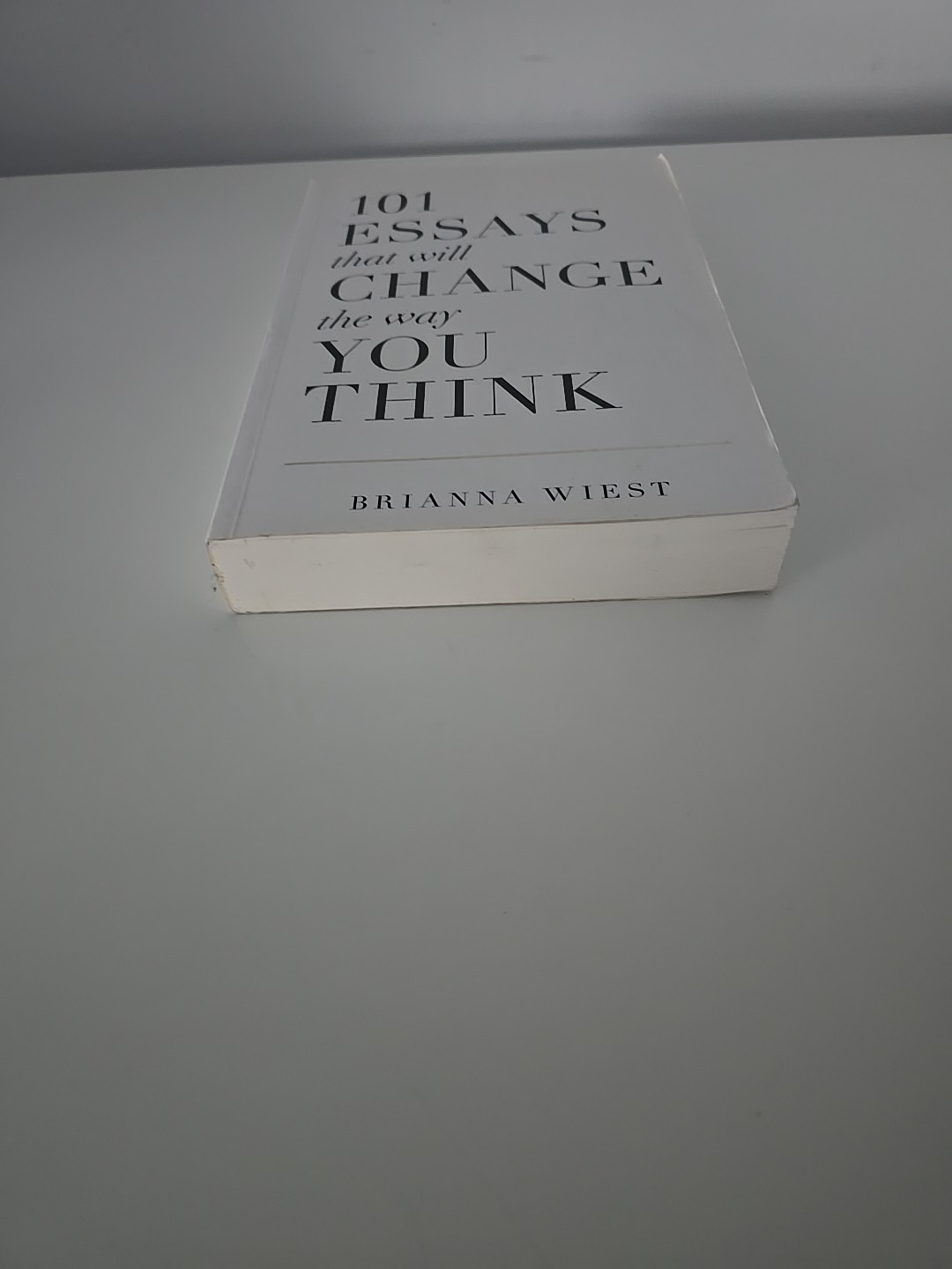 101 Essays That Will Change The – Paperback, by Wiest Brianna;