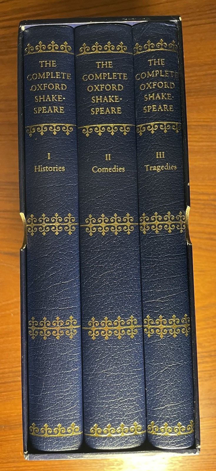 The Complete Oxford Shakespeare 3 Vol Box Set HC – Histories Comedies Tragedies
