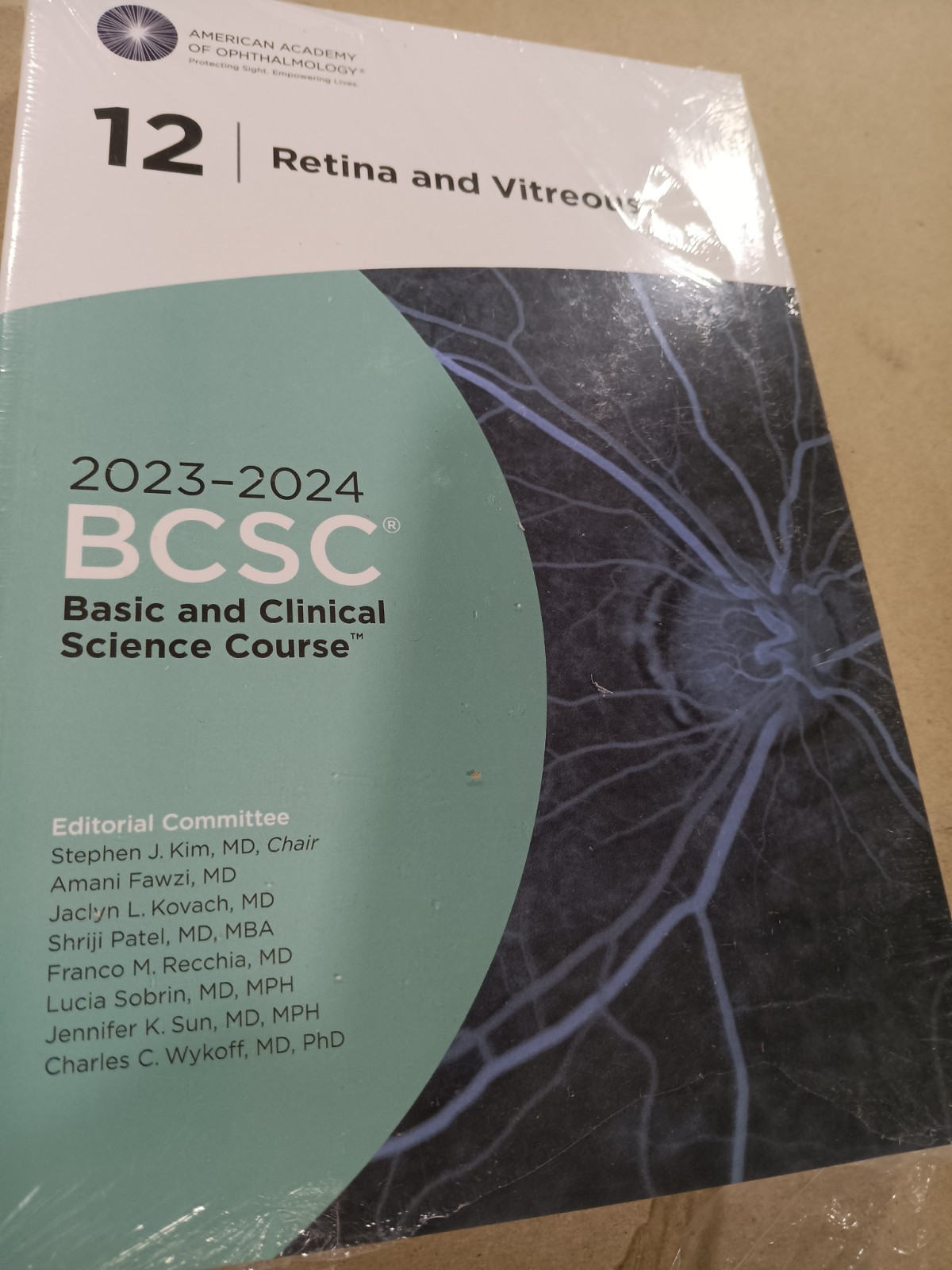 2023-2024 Basic and Clinical Science Course(tm), Section 12 : Retina and…