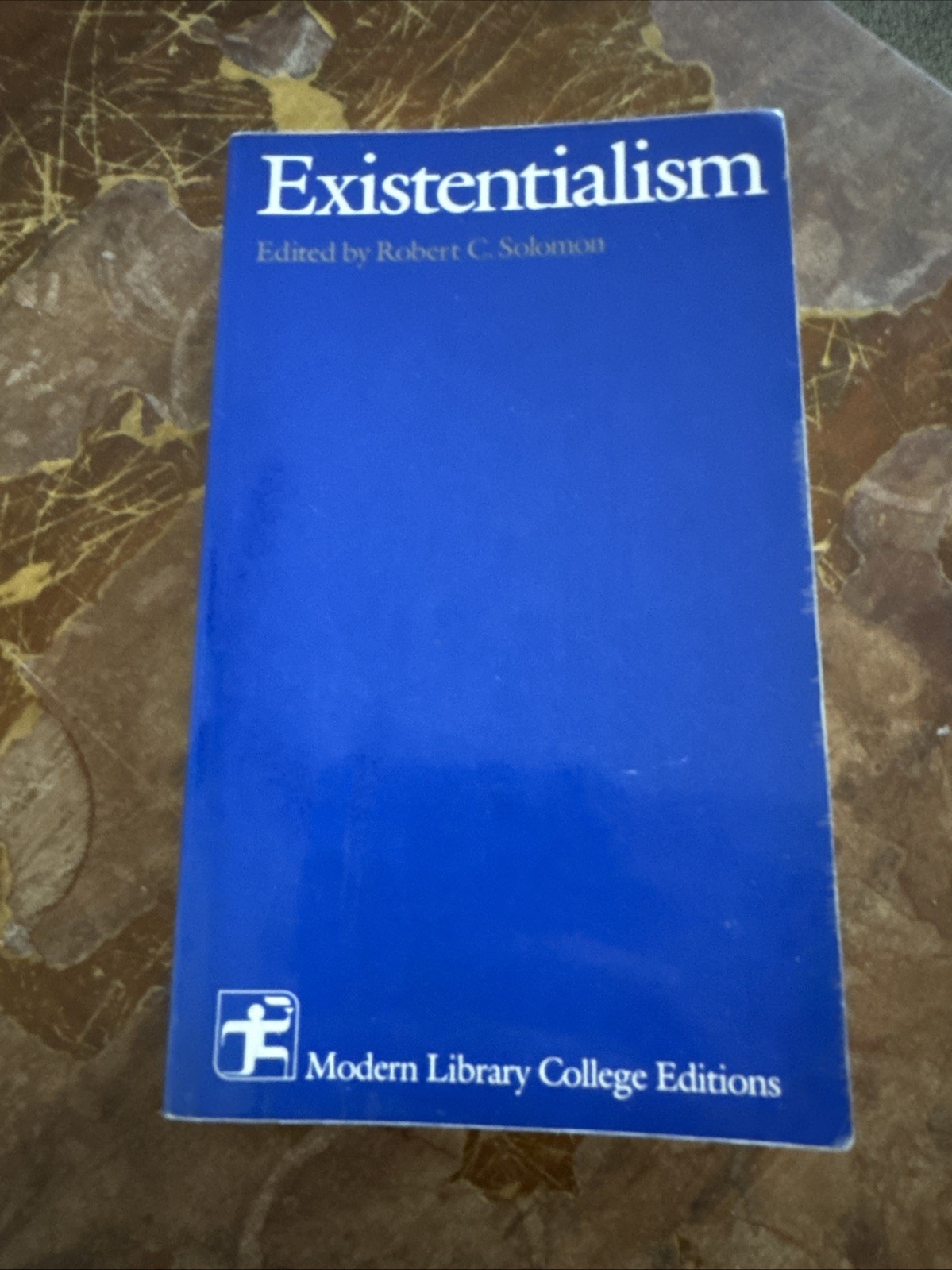 Existentialism (Modern Library College Editions) – paperback Robert Solomon