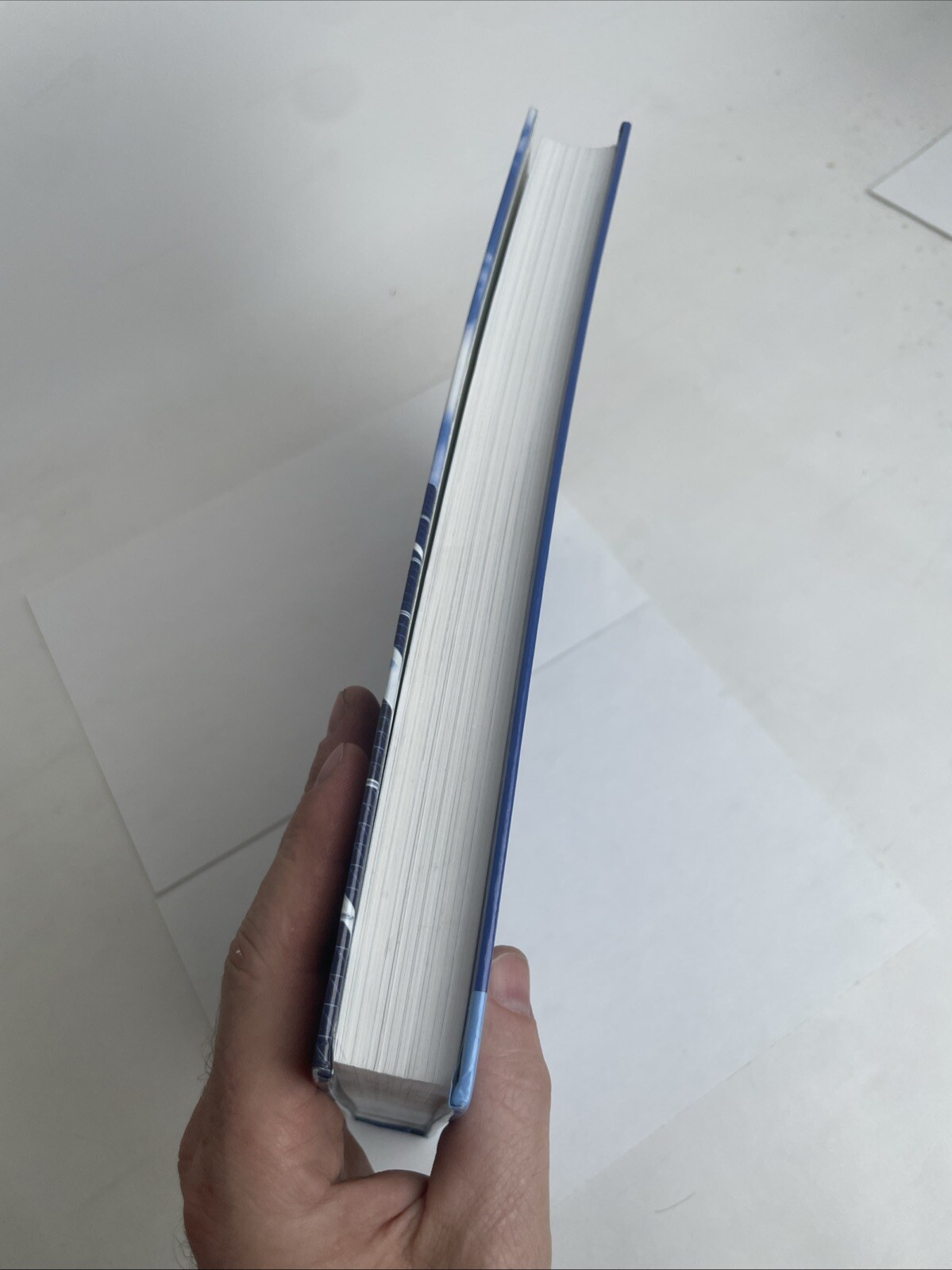 Conceptual Physics (12th Edition) – Hardcover By Hewitt, Paul G – VERY GOOD