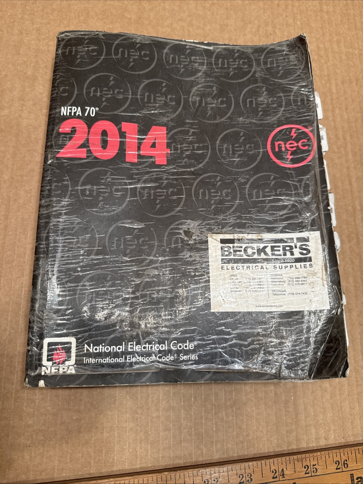 NFPA 70®: National Electrical Code® (NEC®), 2014 Edition – paperback Nati…