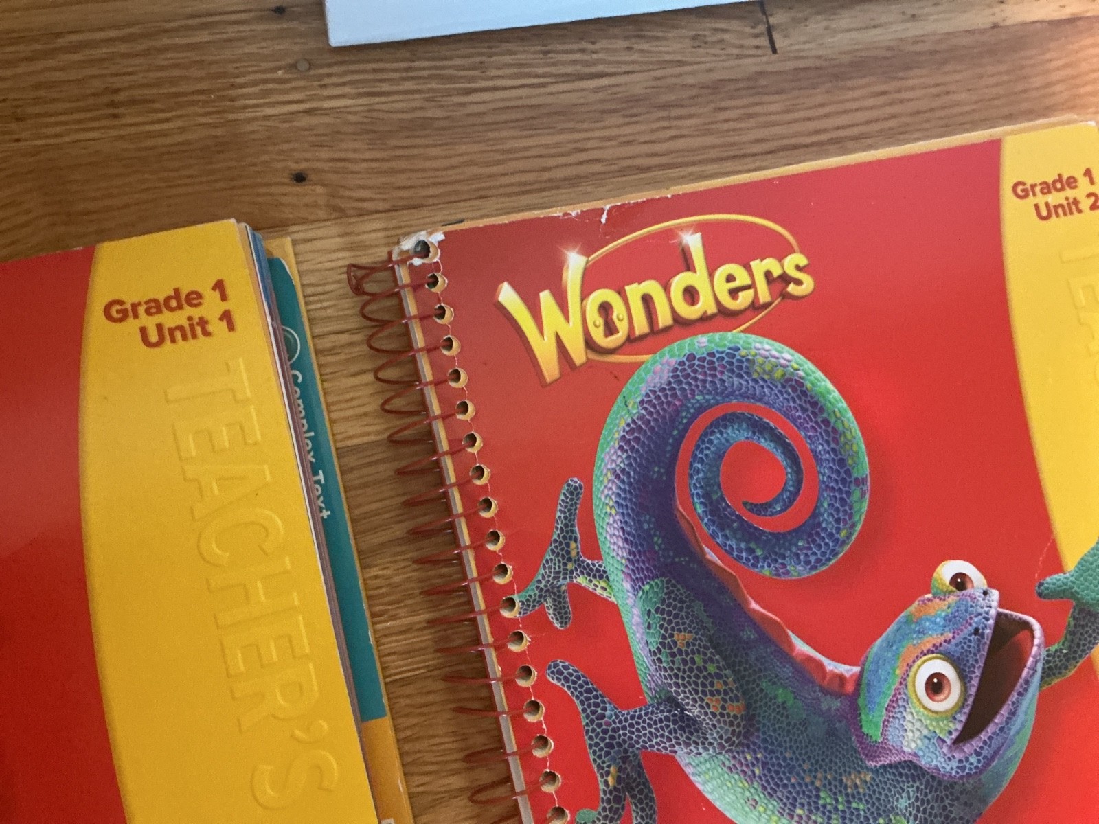 McGraw Hill Wonders Grade 1 Teacher’s Editions Units 1-6 & workbooks & Books Set