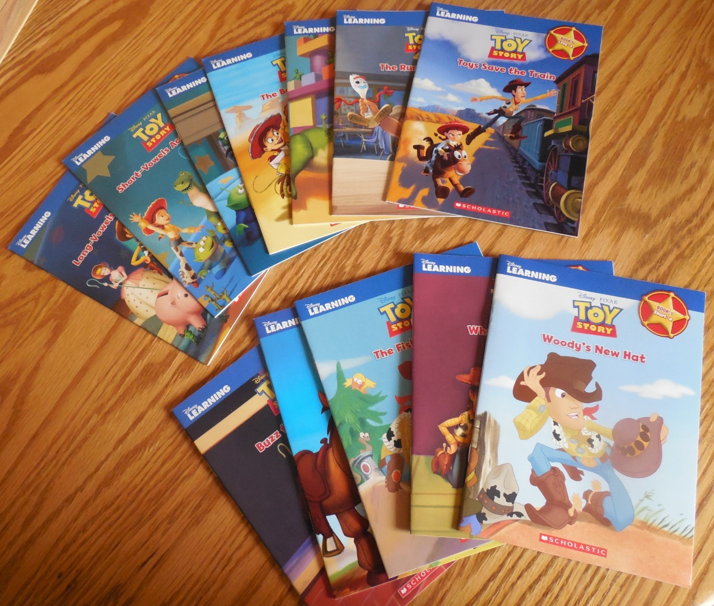 EUC Scholastic Disney “Toy Story” Phonics Reading Program 12-Book Box Set