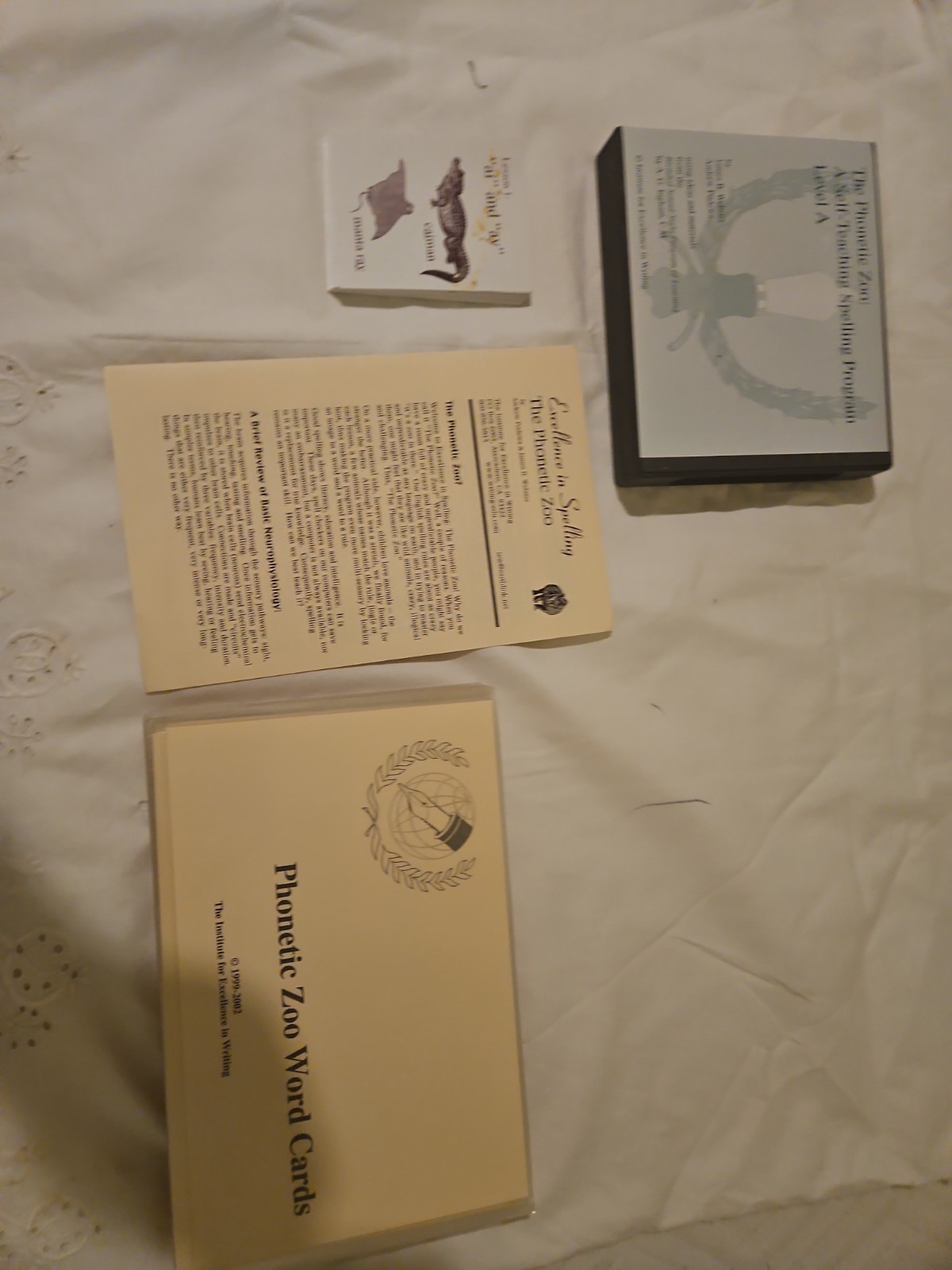 The Phonetic Zoo IEW A Laminated Cards (M)
