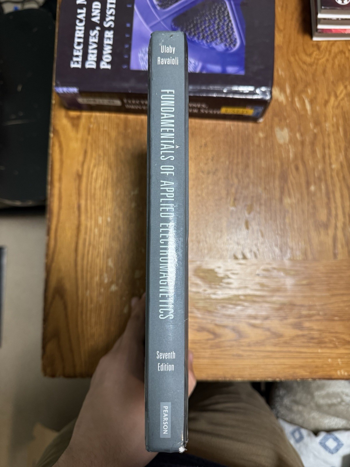 Fundamentals of Applied Electromagnetics by Fawwaz Ulaby and Umberto Ravaioli HC