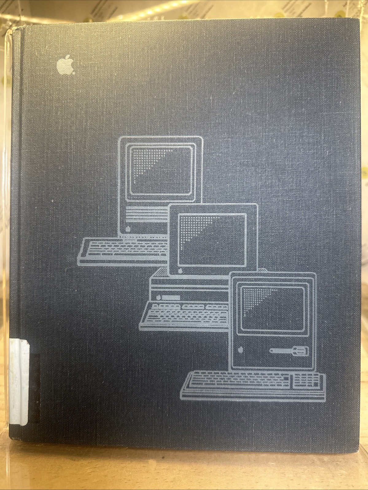 Macintosh Programmer’s Introduction to the Macintosh Family 1988 Hardcover