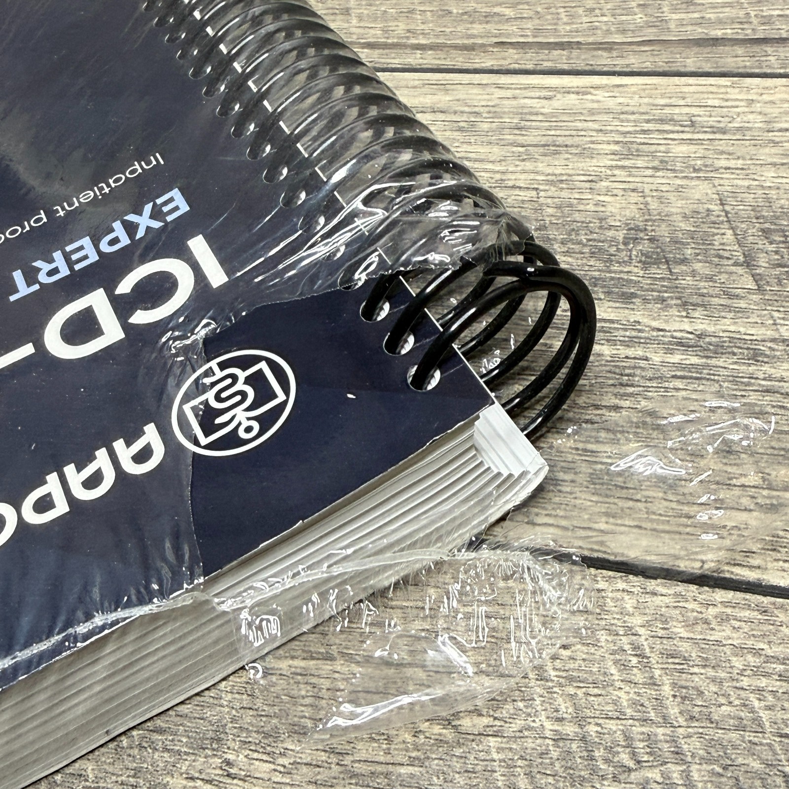 ICD-10-PCS 2024 Expert: The Complete Official Code Book (AAPC) Spiral Bound NEW