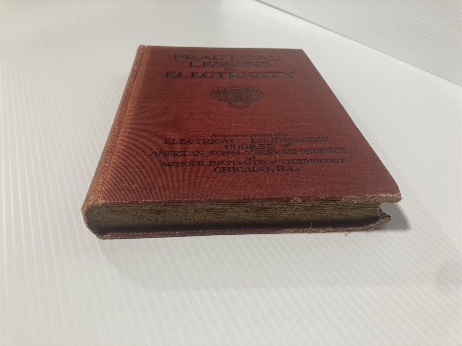 Practical Lessons in Electricity (Illustrated Hardcover 1905)