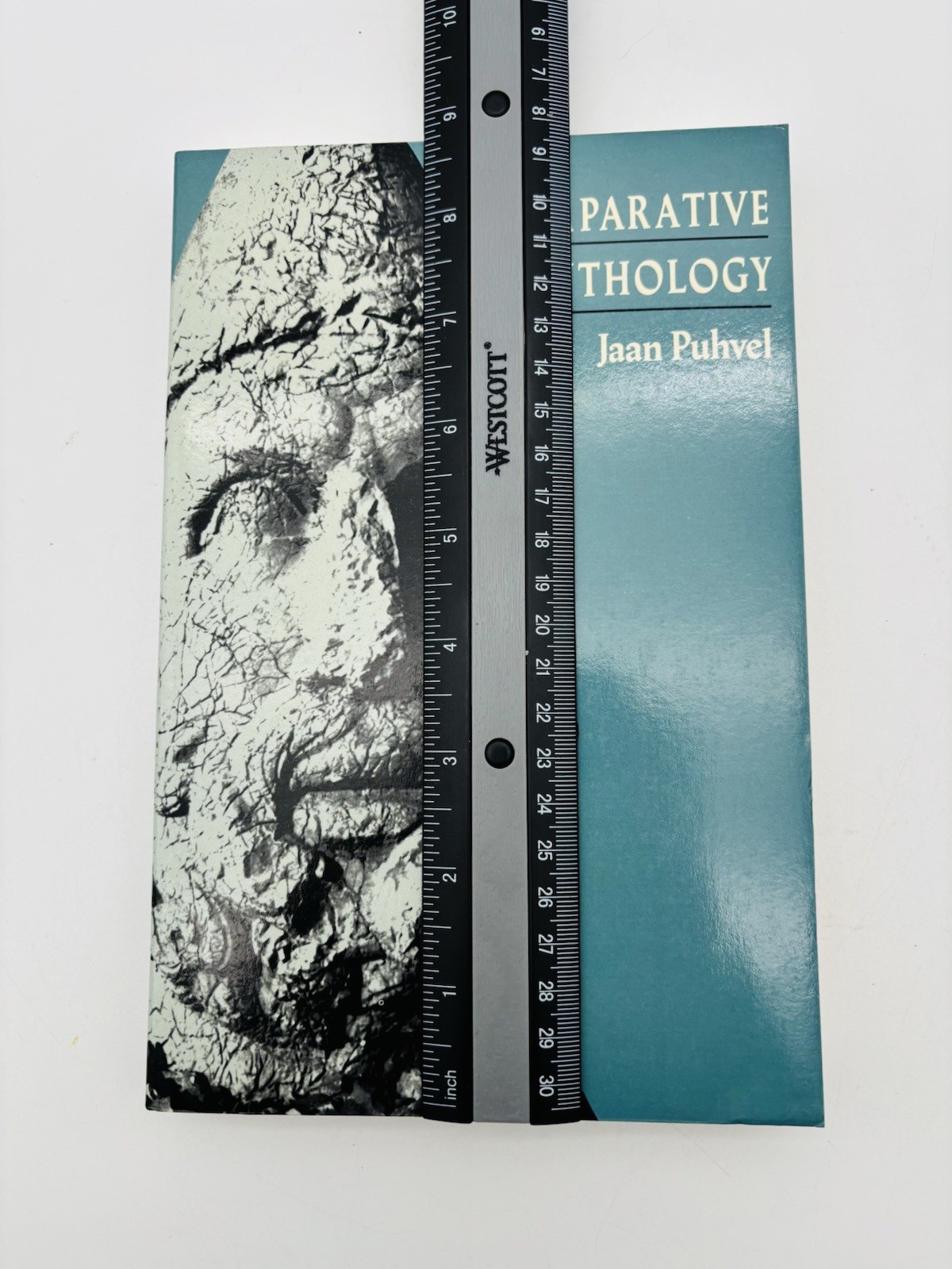 Comparative Mythology – 1st Edition 2nd Printing paperback Puhvel, Jaan VG.