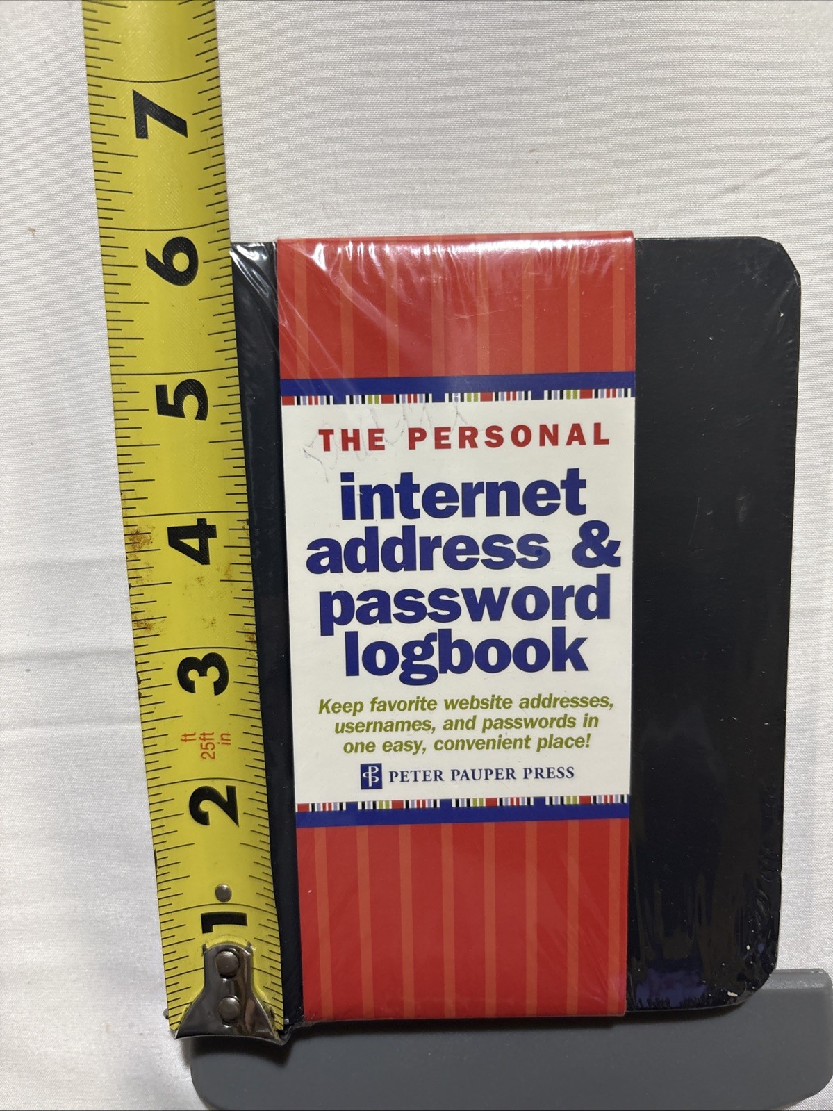The Personal Internet Address & Password Organizer by Inc Peter Pauper Press NEW