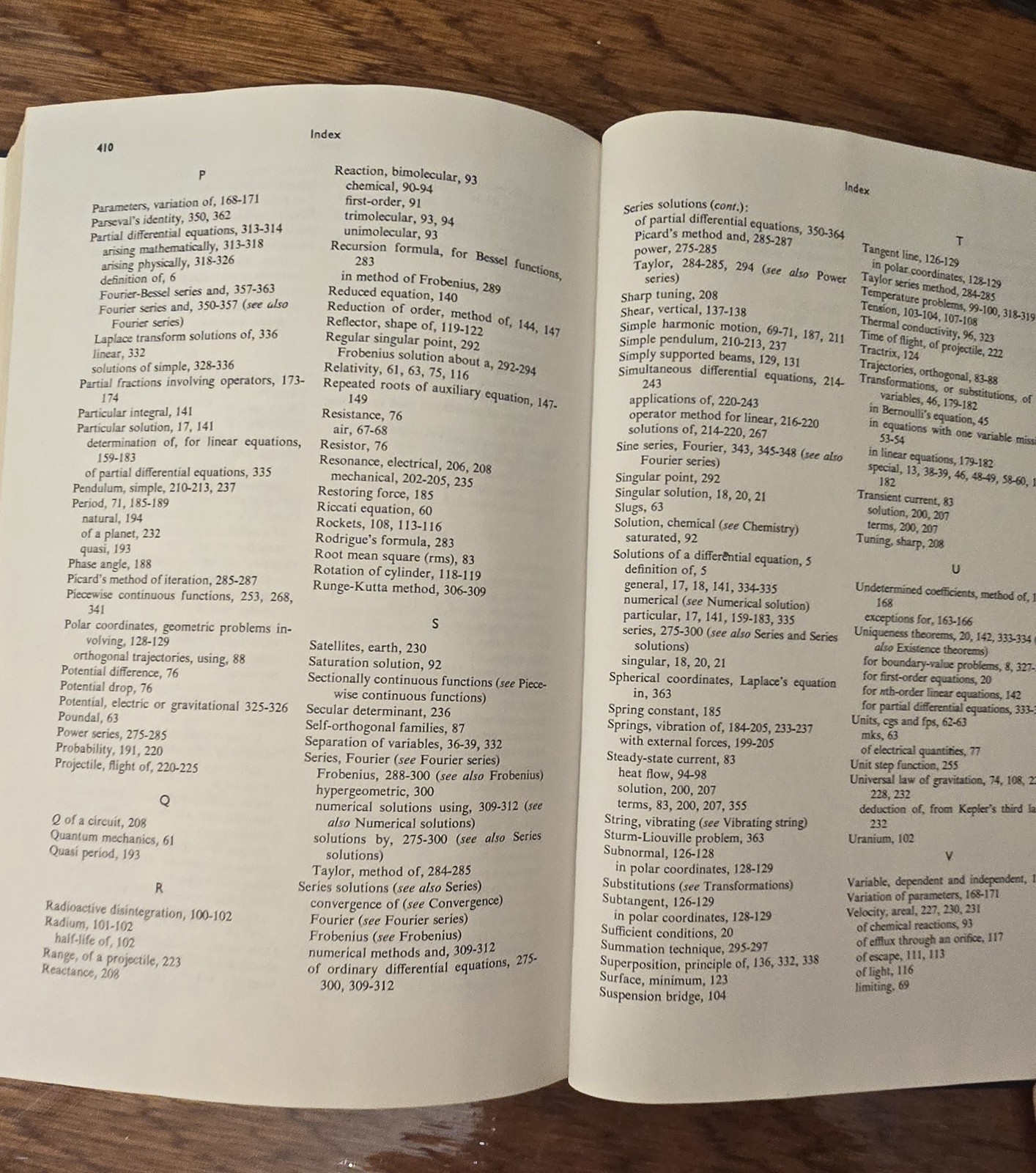 Applied Differential Equations by Murray R. Spiegel, 2nd edition, 1967