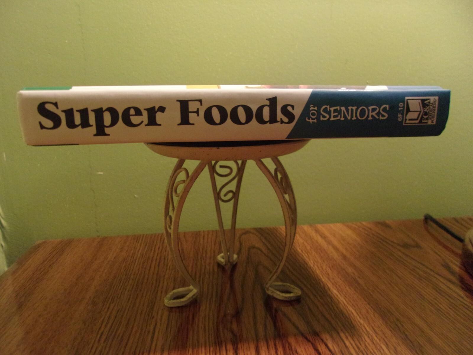 Super Foods For Seniors – (2007) – Hardcover – 378 Pages